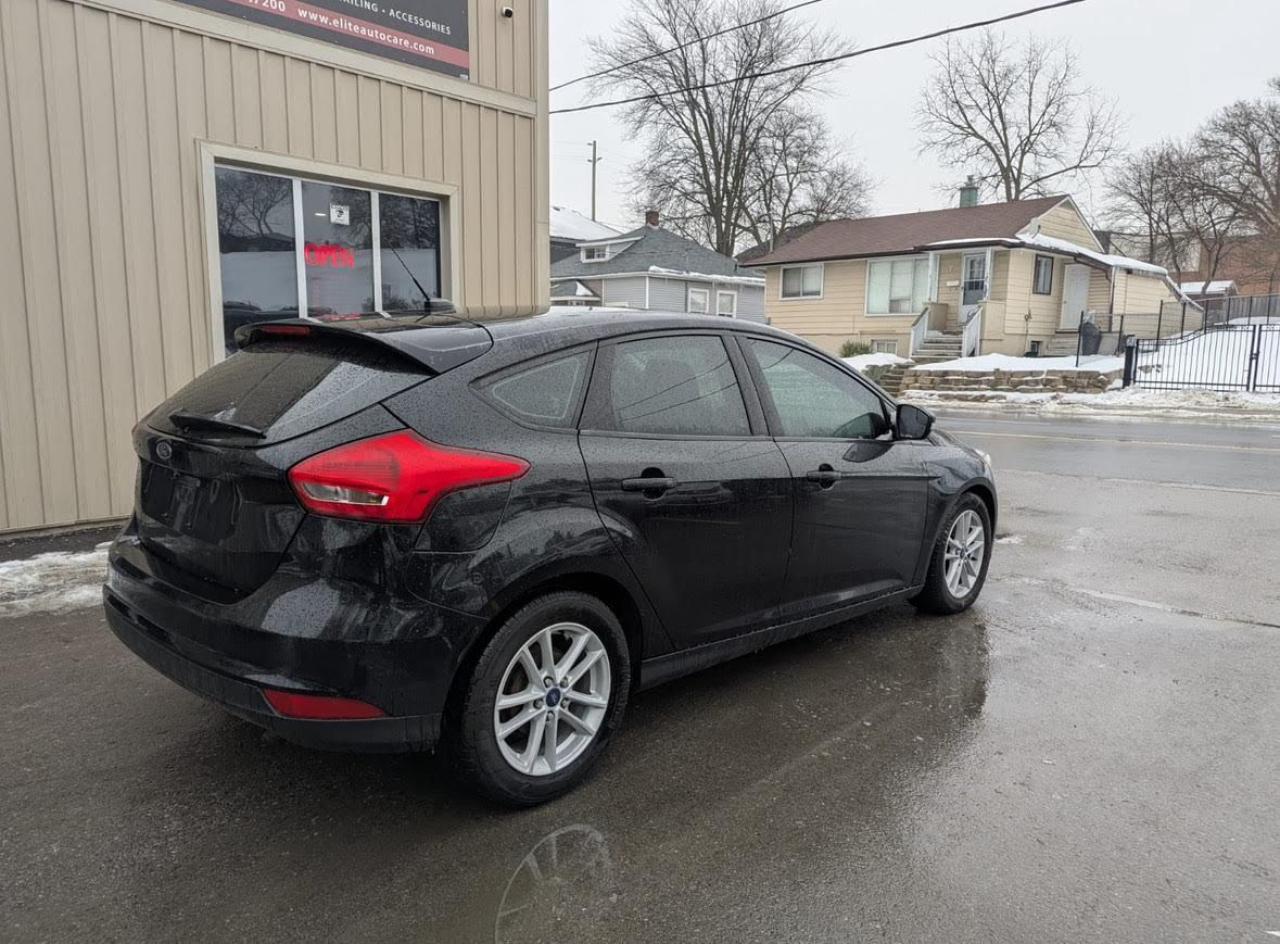 2017 Ford Focus  - Photo #5