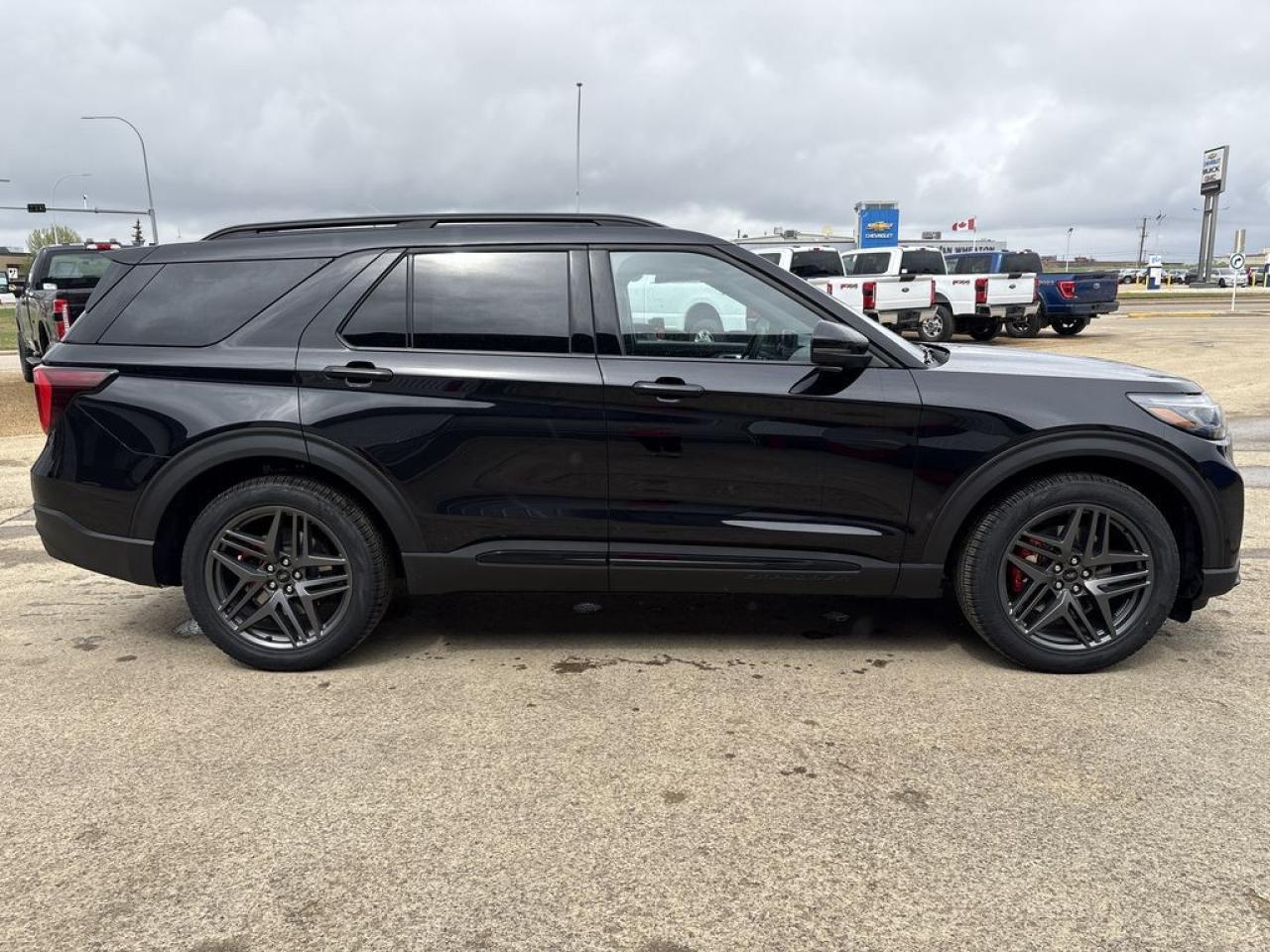 2025 Ford Explorer ST 400A Photo5