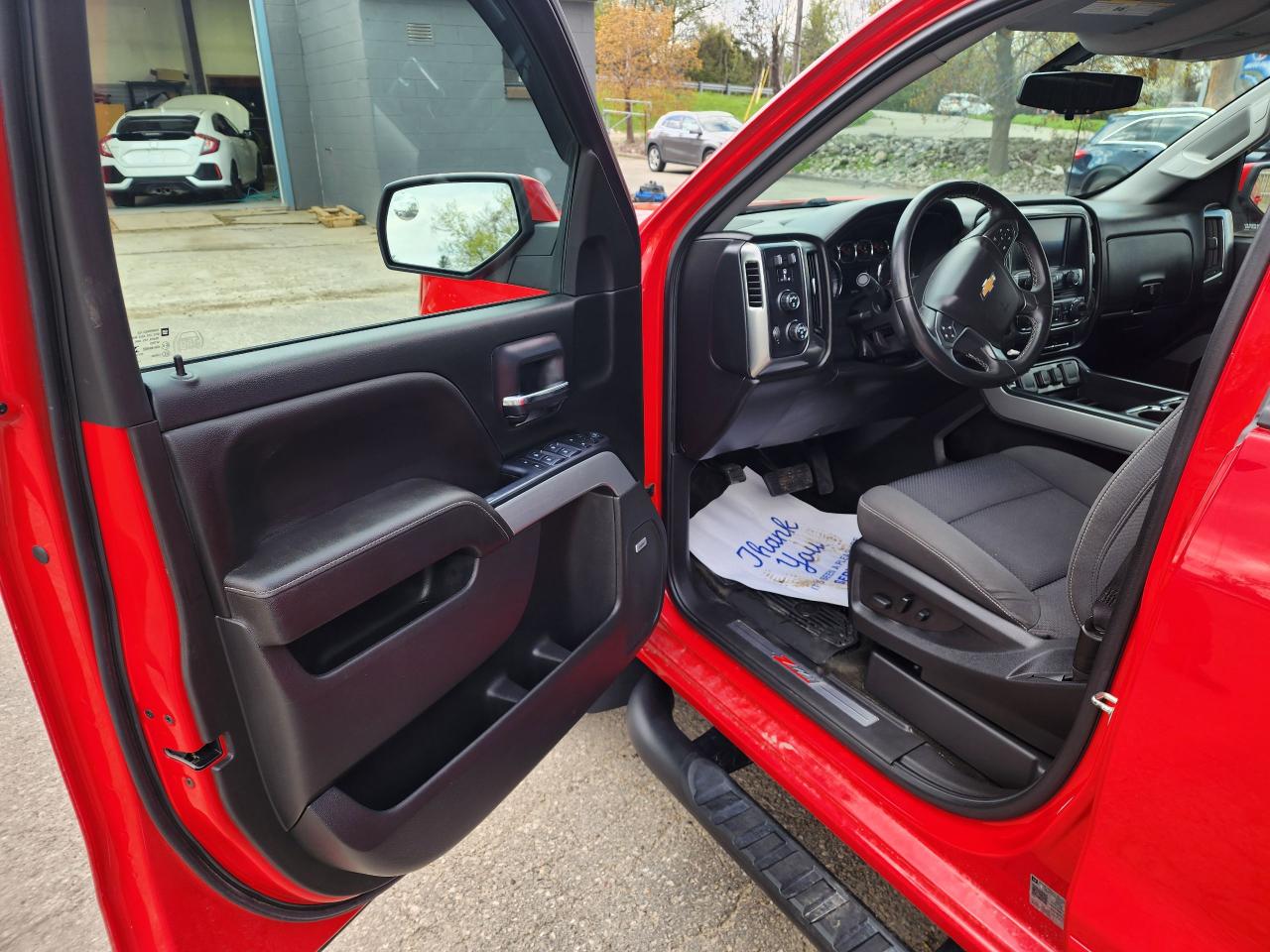 2018 Chevrolet Silverado 1500 LT Z71 - Photo #18