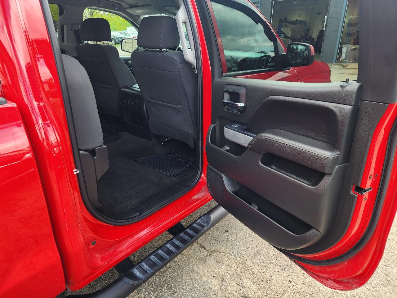 2018 Chevrolet Silverado 1500 LT Z71 - Photo #13