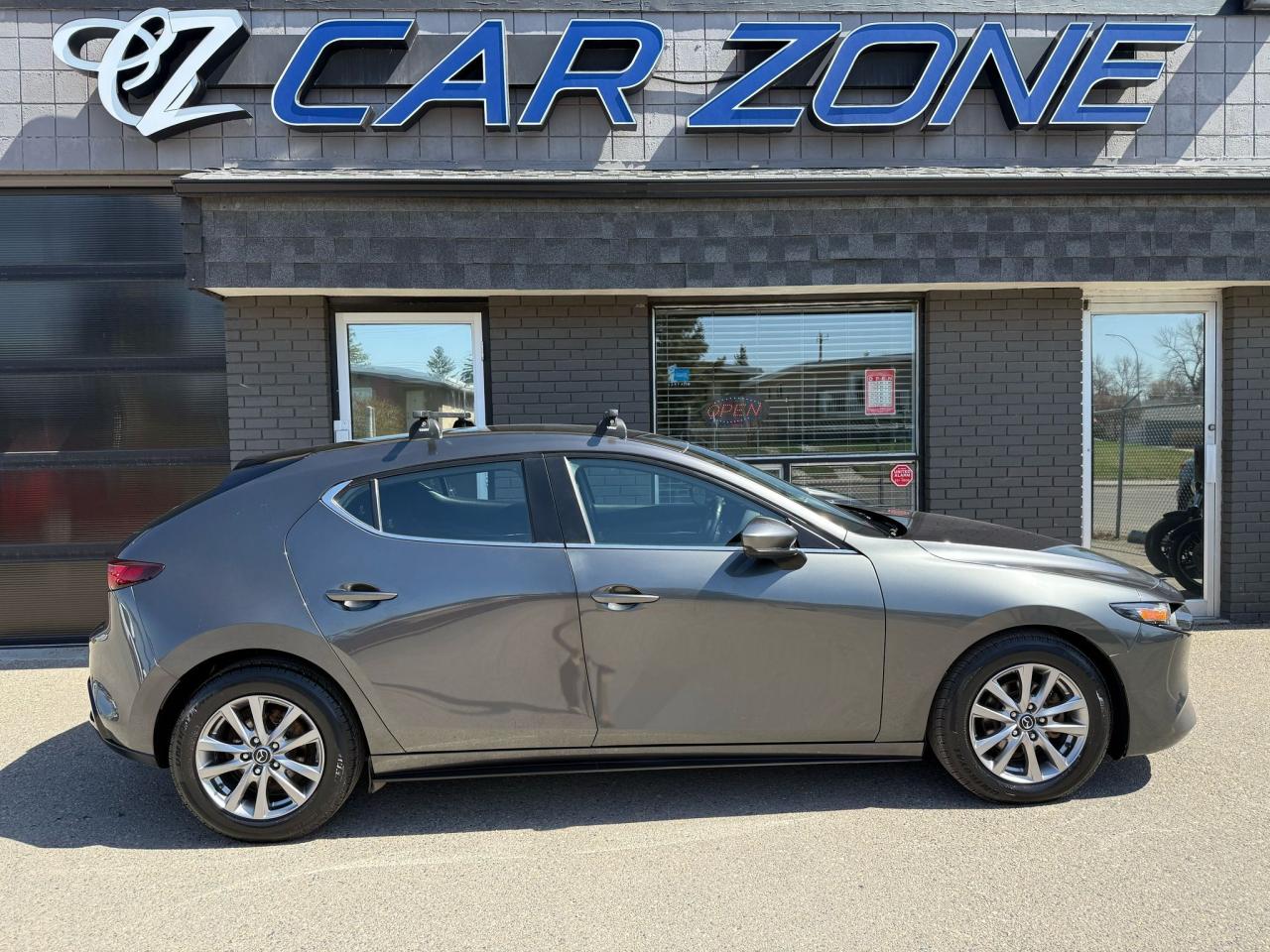 2019 Mazda MAZDA3 Sport GS - Photo #2