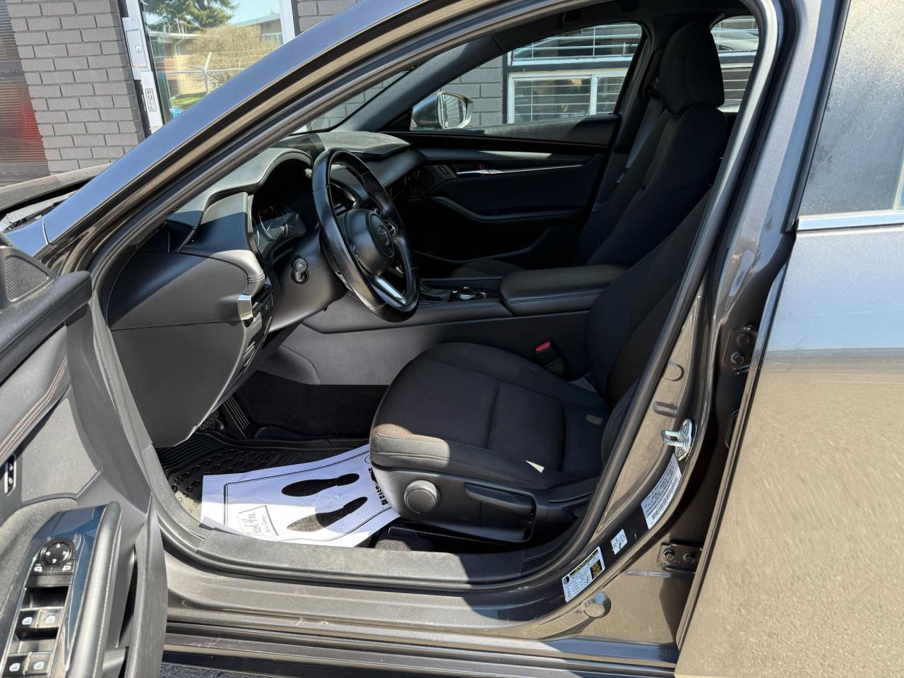 2019 Mazda MAZDA3 Sport GS - Photo #16