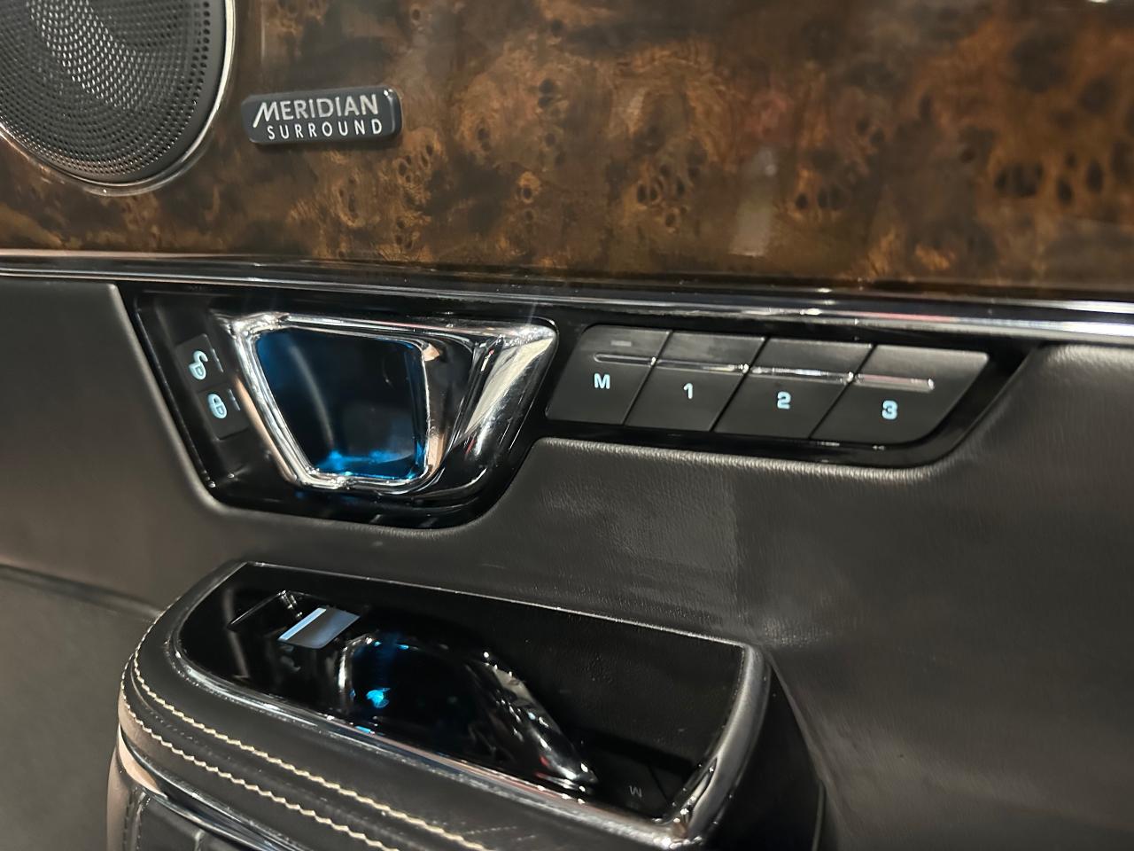 2019 Jaguar XJ XJL Portfolio LWB AWD - Photo #10