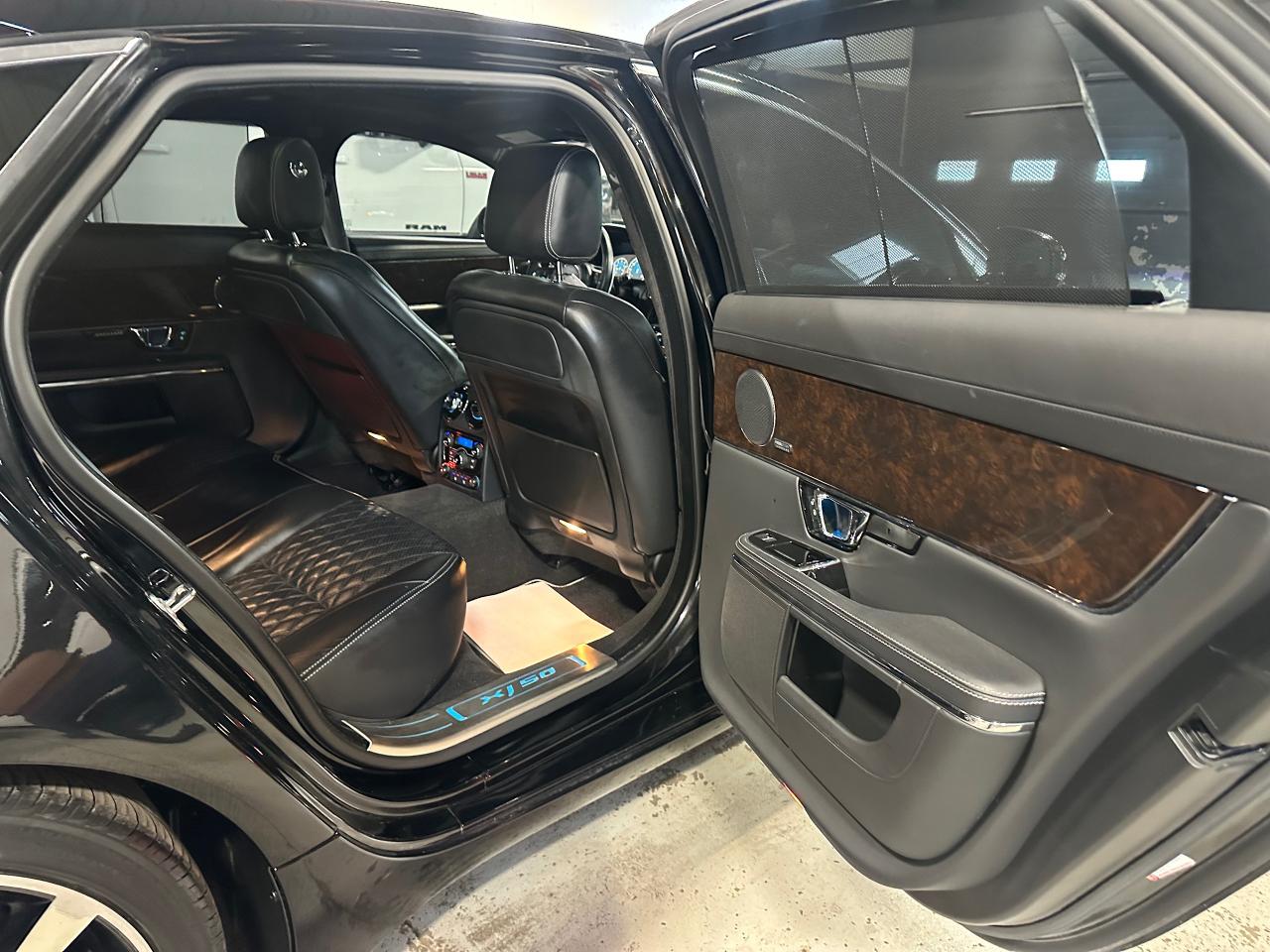 2019 Jaguar XJ XJL Portfolio LWB AWD - Photo #15