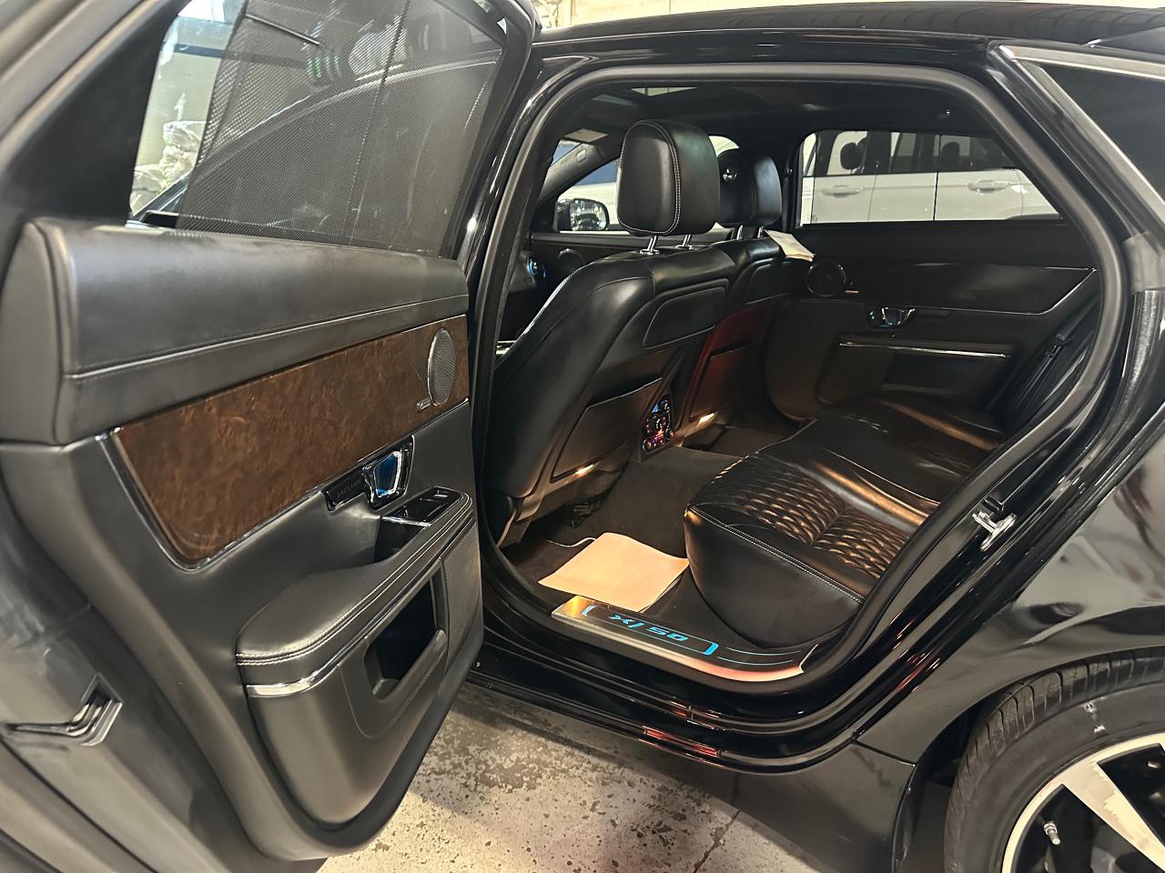 2019 Jaguar XJ XJL Portfolio LWB AWD - Photo #31