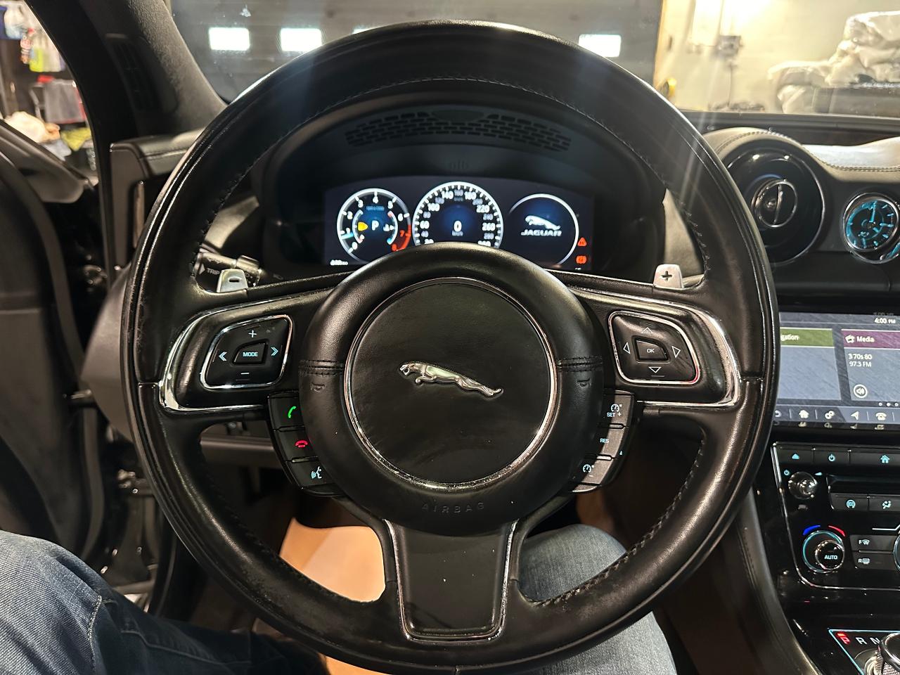 2019 Jaguar XJ XJL Portfolio LWB AWD - Photo #42