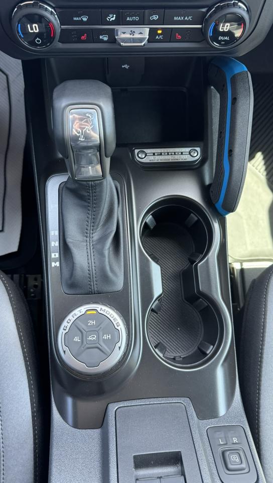 2024 Ford Bronco Black Diamond Photo