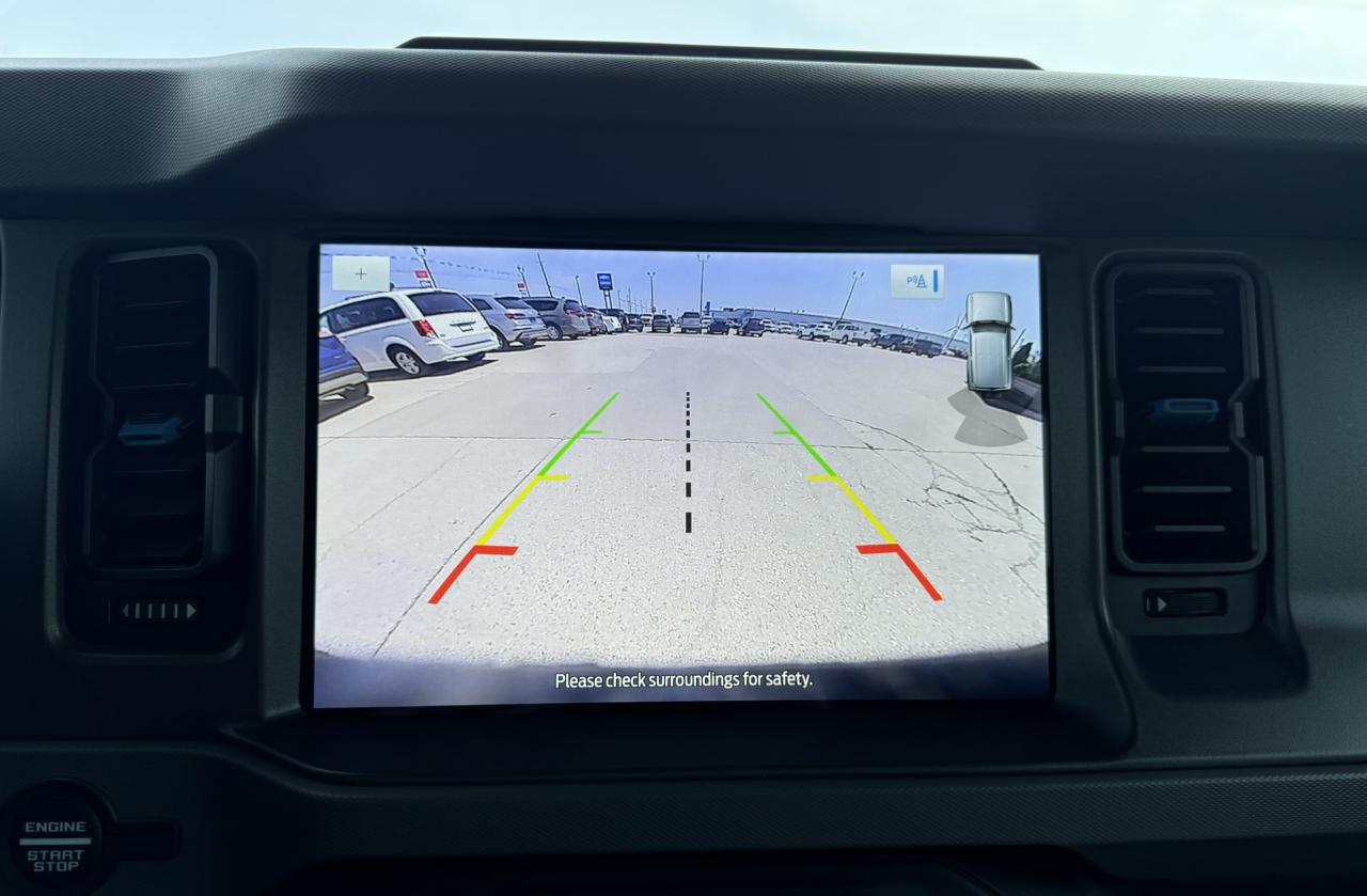 2024 Ford Bronco Black Diamond Photo