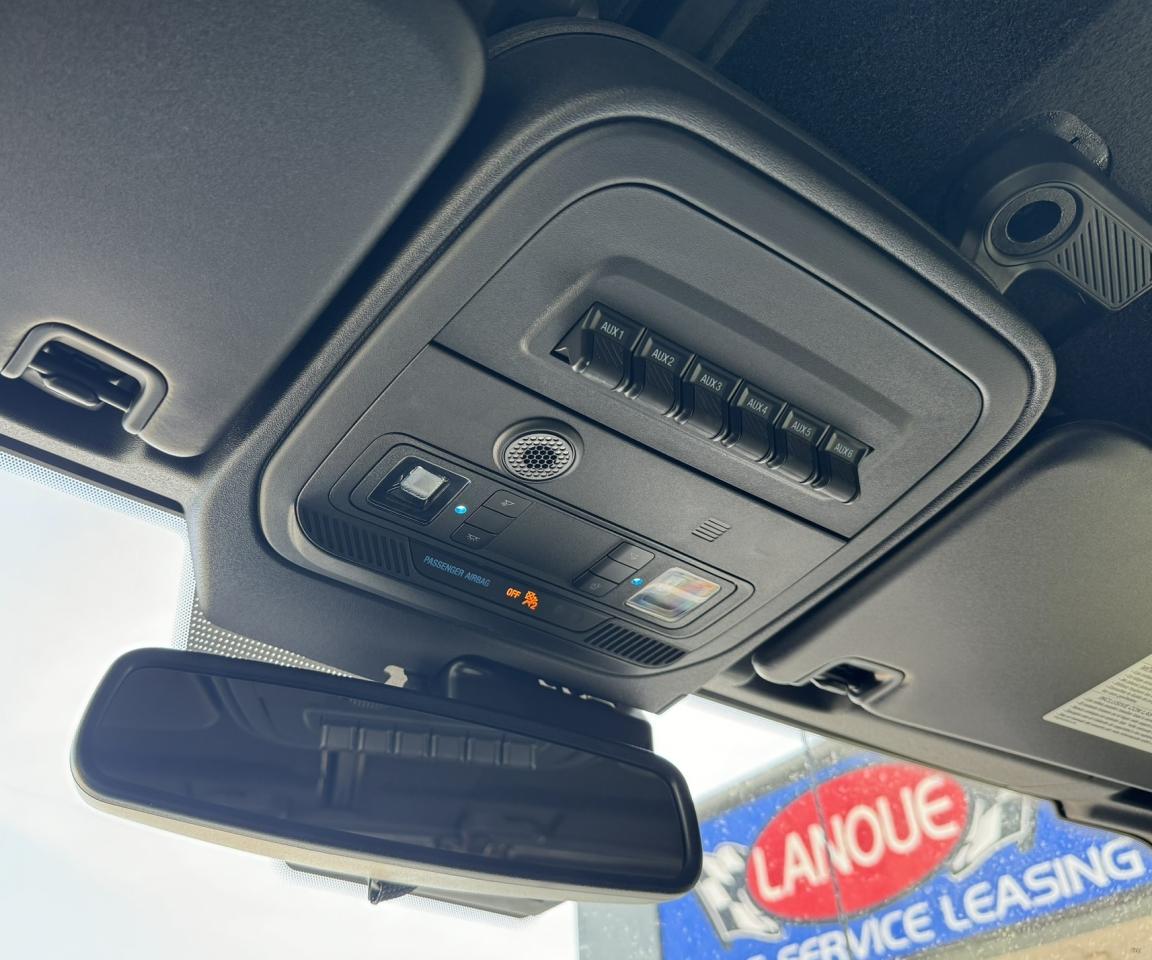 2024 Ford Bronco Black Diamond Photo