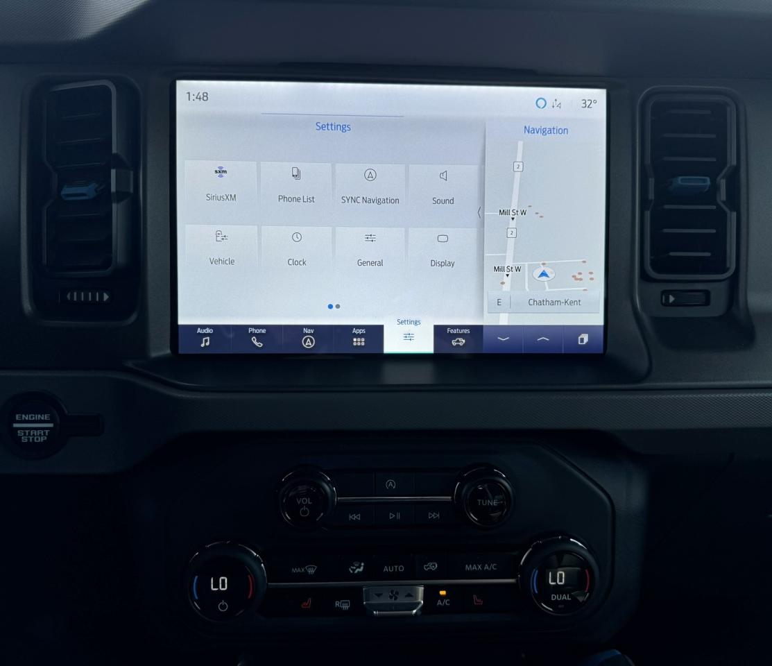 2024 Ford Bronco Black Diamond Photo