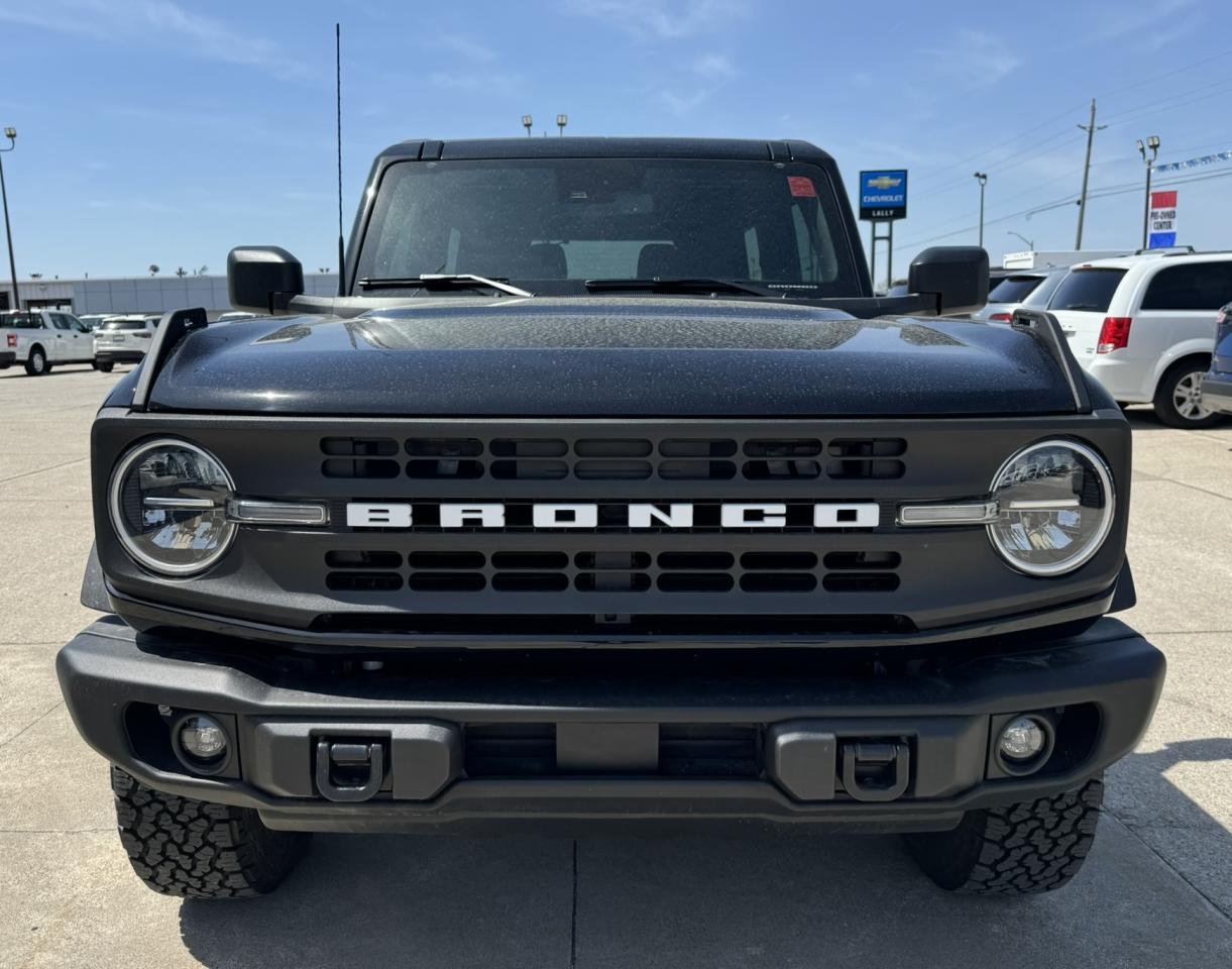 2024 Ford Bronco Black Diamond Photo