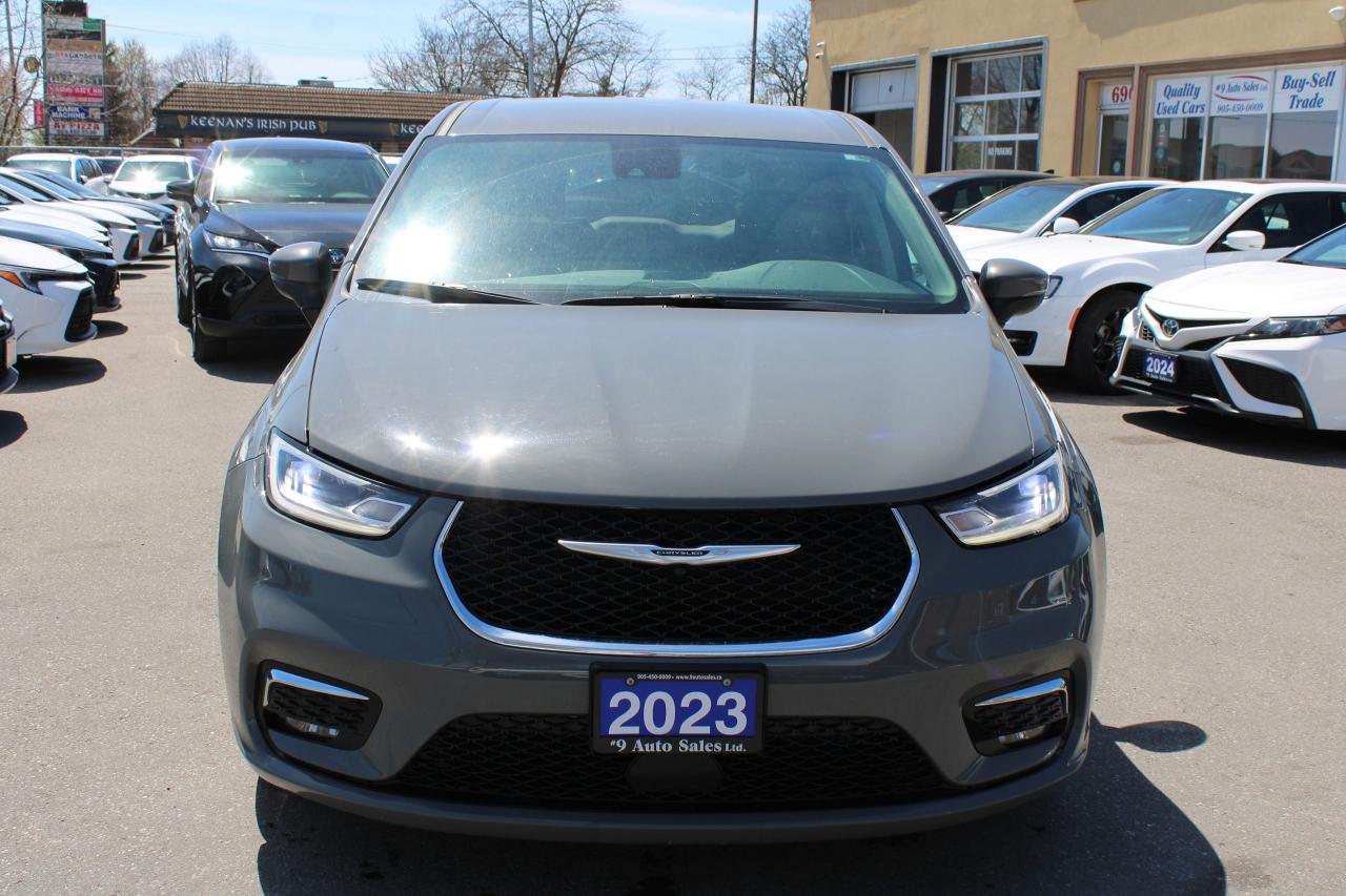 2023 Chrysler Pacifica Touring L - Photo #2