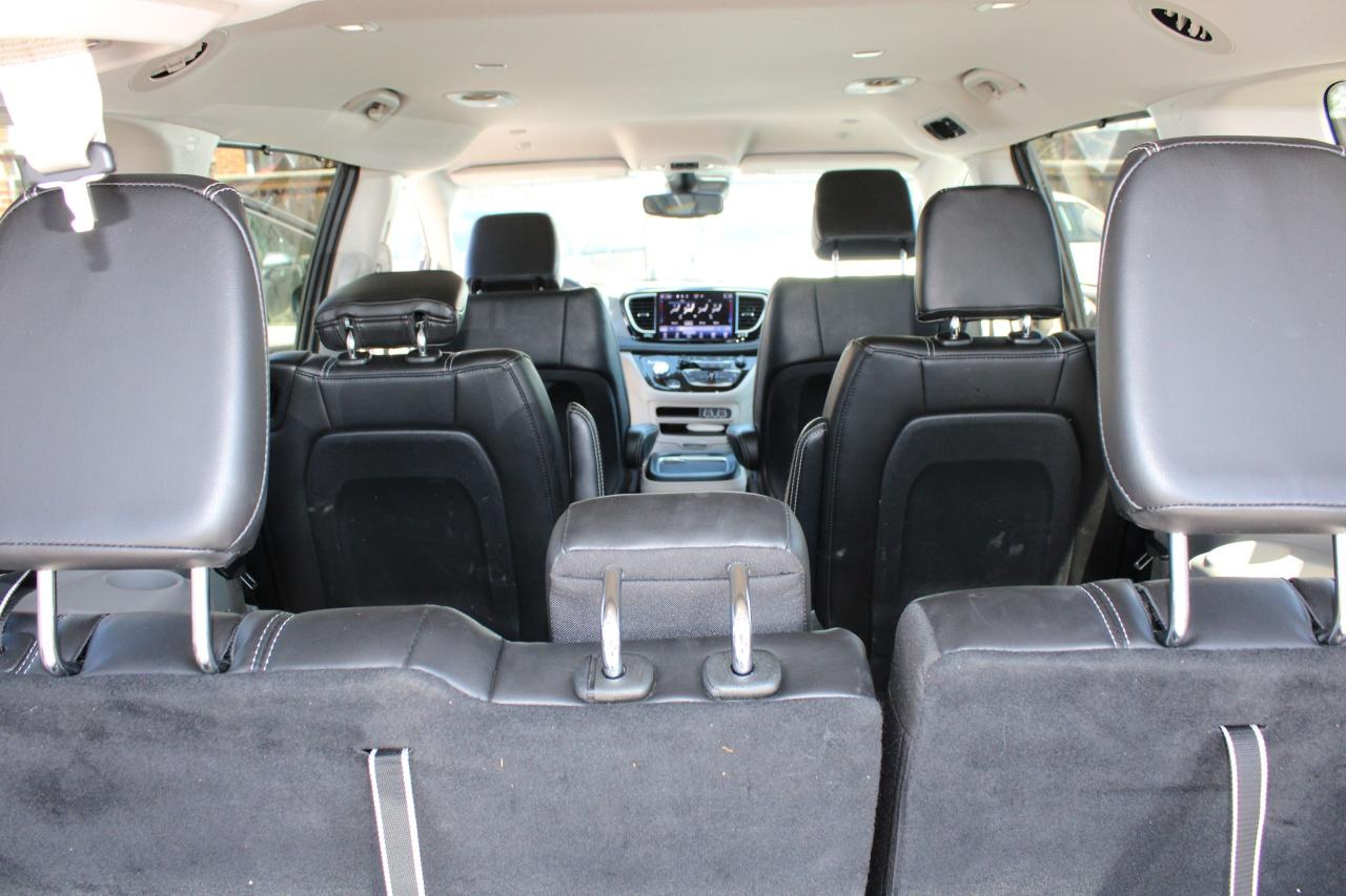 2023 Chrysler Pacifica Touring L - Photo #20