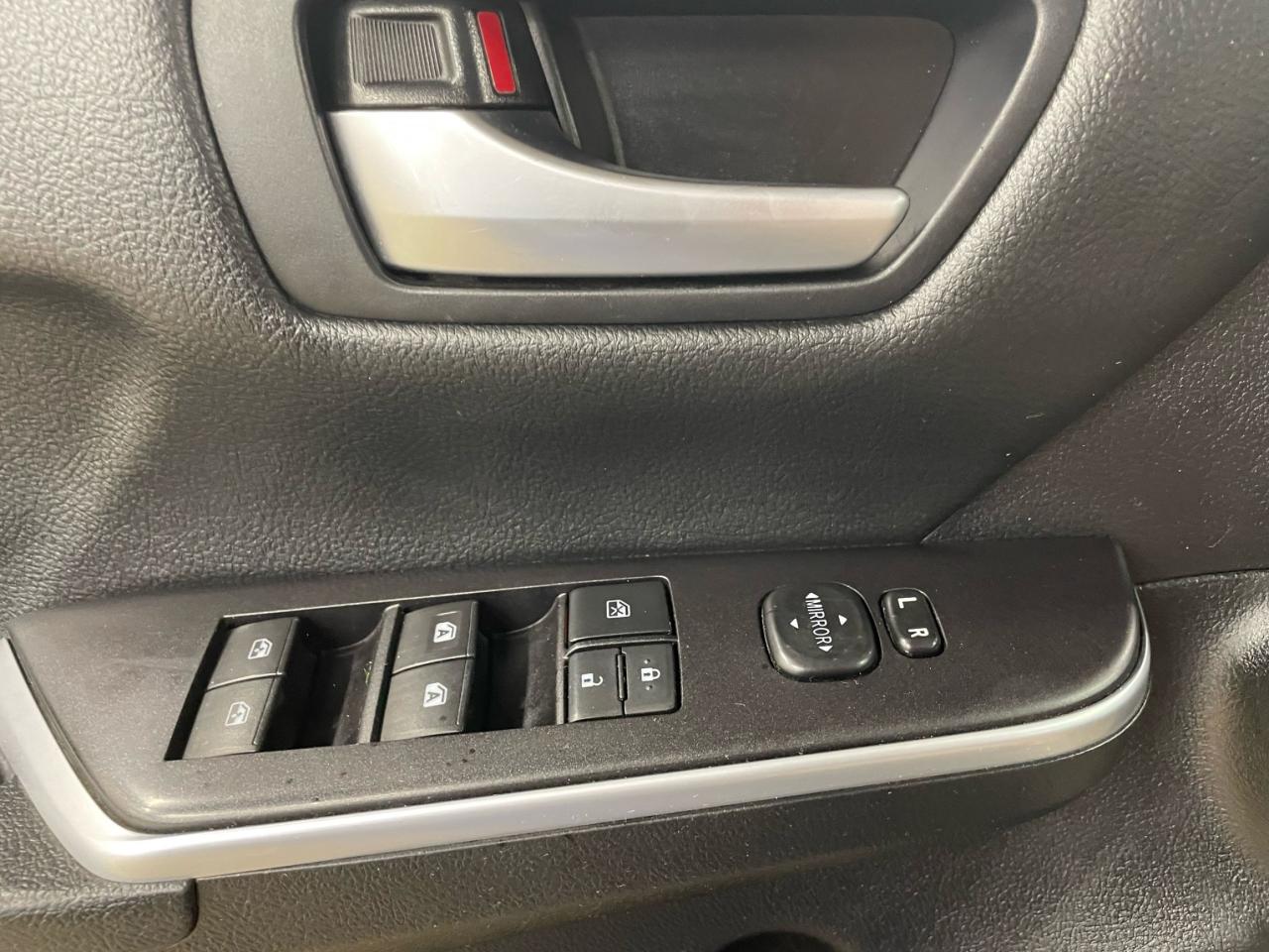 2016 Toyota Camry SPECIAL EDITION