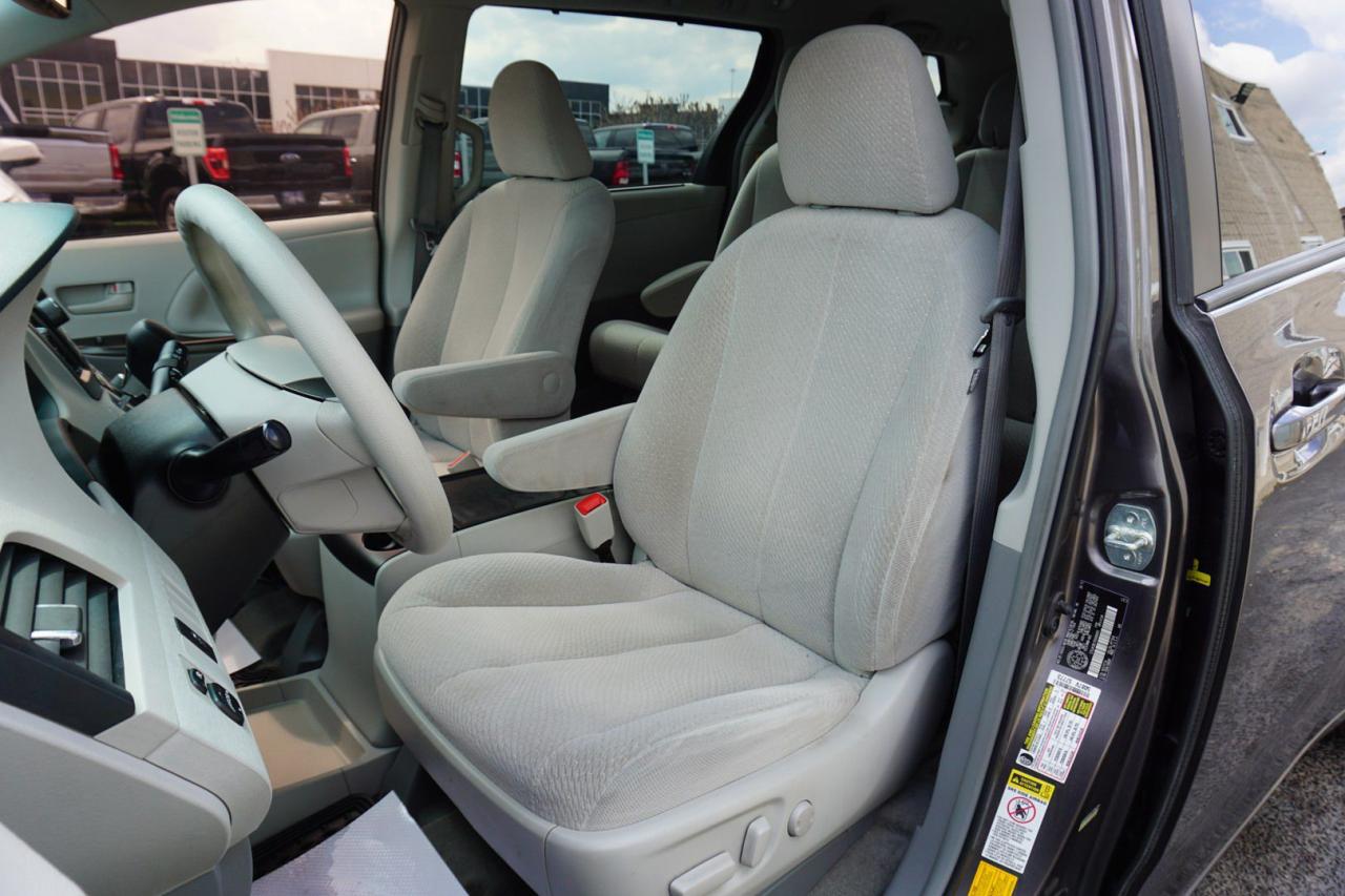 2013 Toyota Sienna LE AWD CERTIFIED *7 SEATS*TOYOTA MAINTAIN* CAMERA BLUETOOTH CRUISE ALLOYS - Photo #14