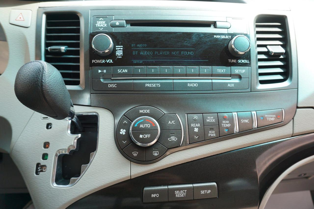 2013 Toyota Sienna LE AWD CERTIFIED *7 SEATS*TOYOTA MAINTAIN* CAMERA BLUETOOTH CRUISE ALLOYS - Photo #24