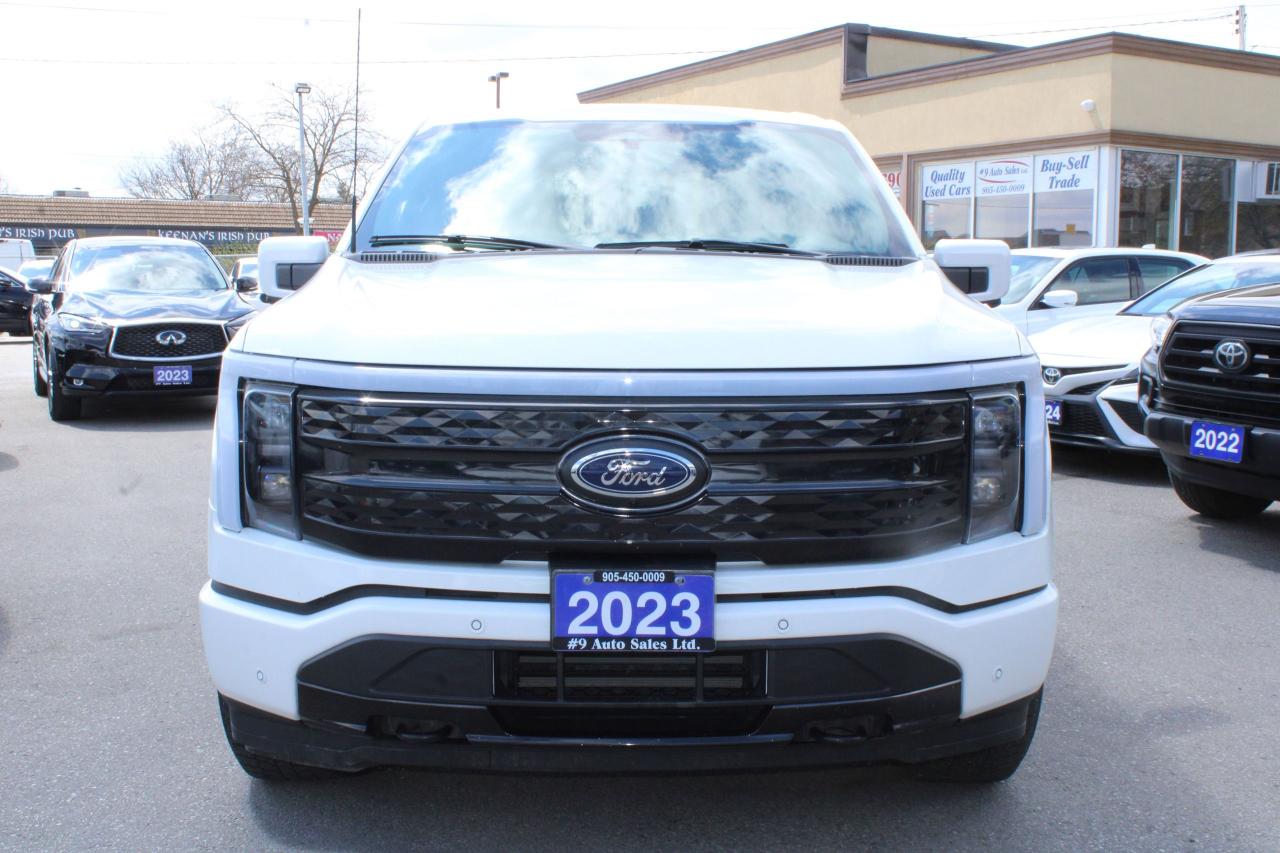 2023 Ford F-150 Lightning Platinum - Photo #4