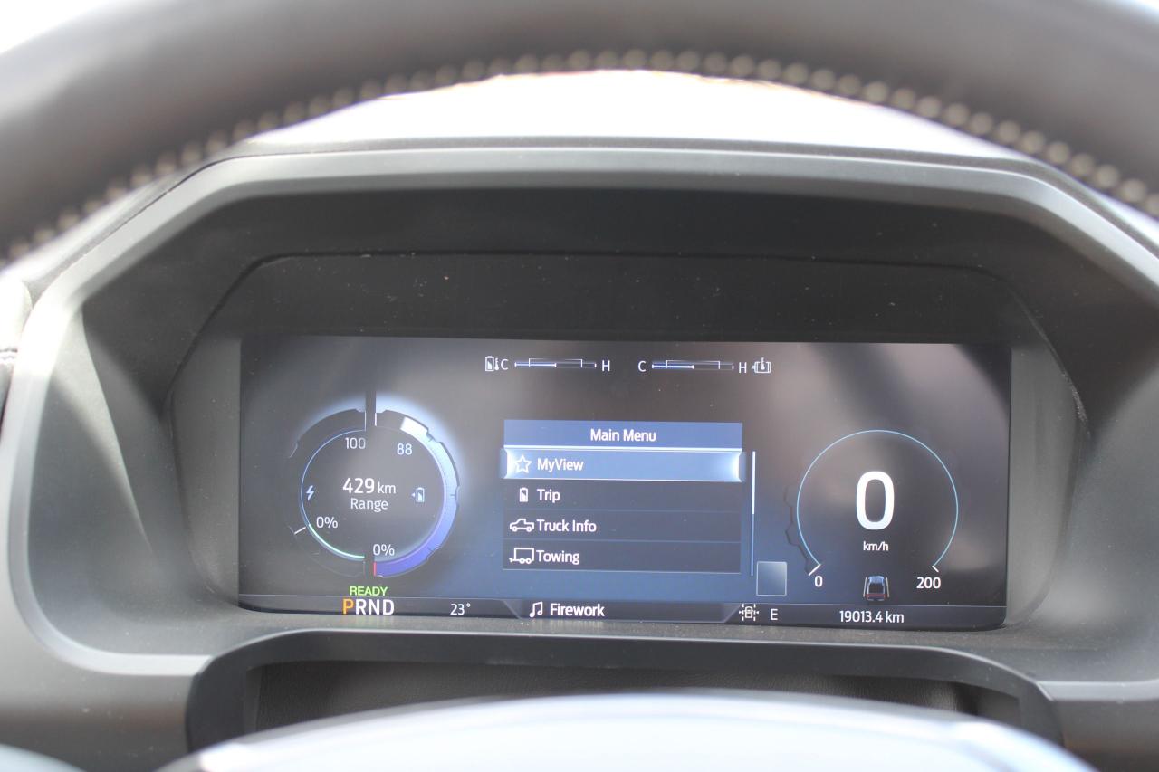 2023 Ford F-150 Lightning Platinum - Photo #21