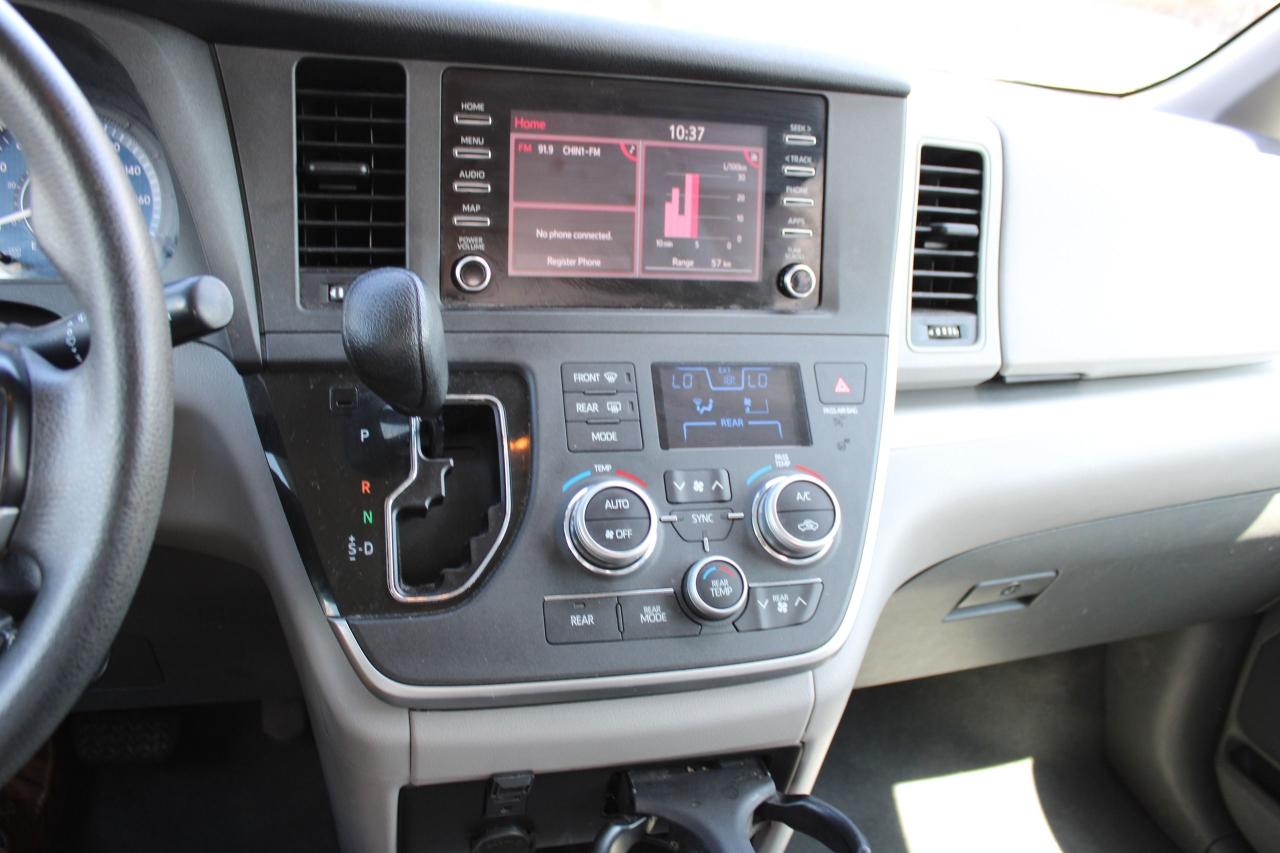 2020 Toyota Sienna CE 7-Passenger FWD - Photo #12
