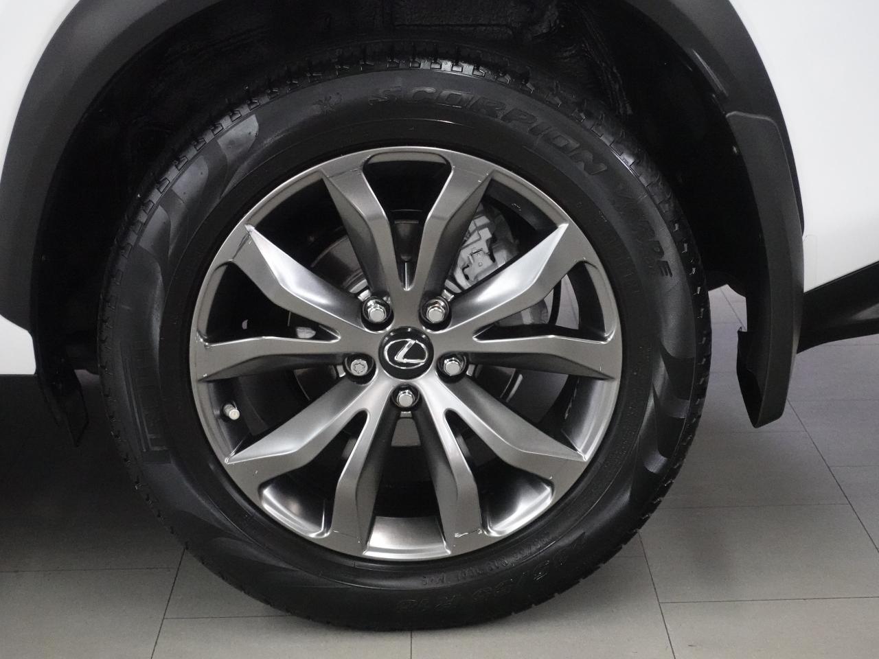 2020 Lexus NX F-SPORT | AWD | Nav | Panoroof | 360Cam | CarPlay