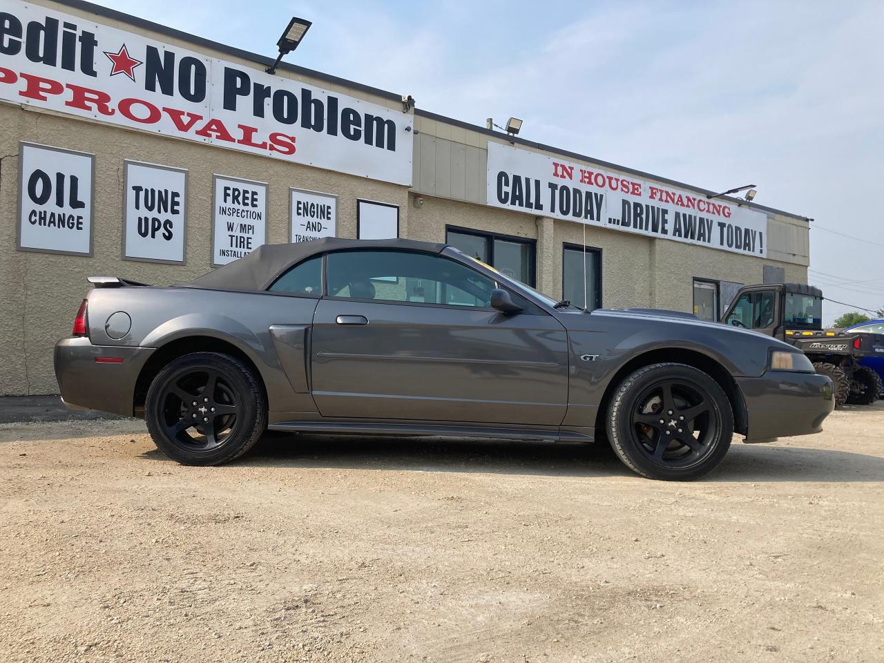 2003 Ford Mustang GT - Photo #2
