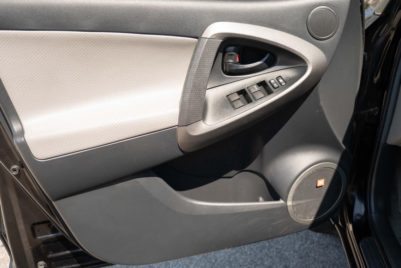2009 Toyota RAV4 LIMITED  - Photo #19