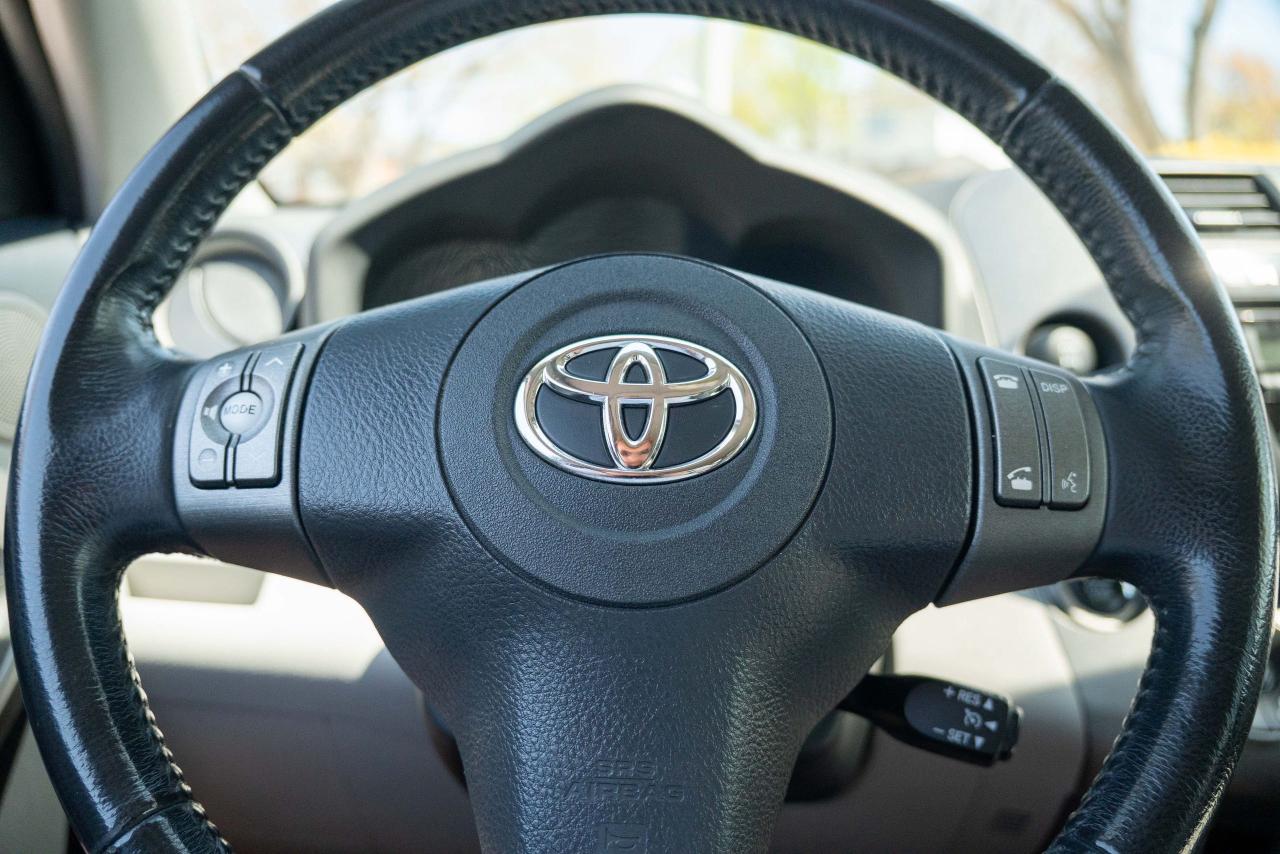 2009 Toyota RAV4 LIMITED  - Photo #27
