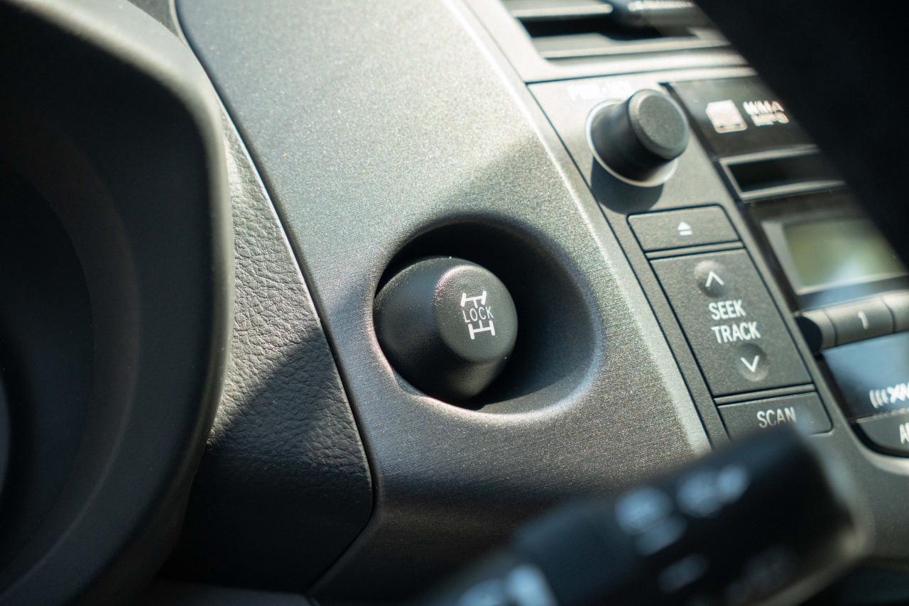 2009 Toyota RAV4 LIMITED  - Photo #32