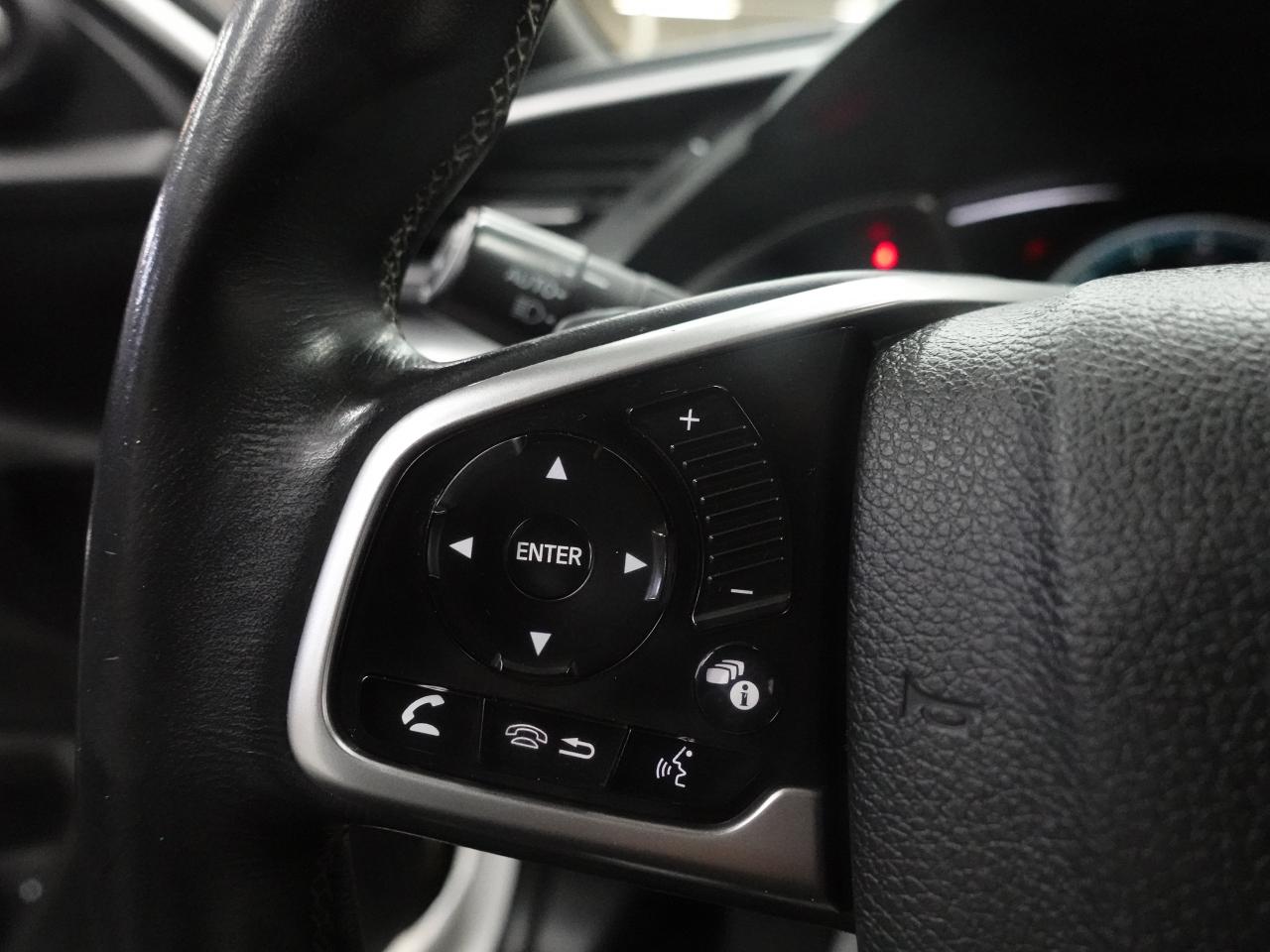 2016 Honda Civic COUPE TOURING | Nav | Leather | Sunroof | CarPlay