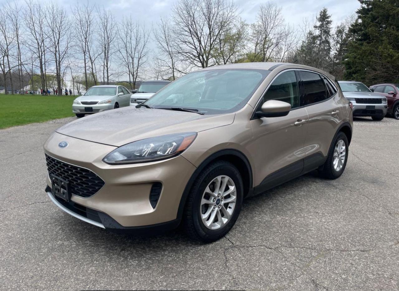 2021 Ford Escape SE - Photo #1