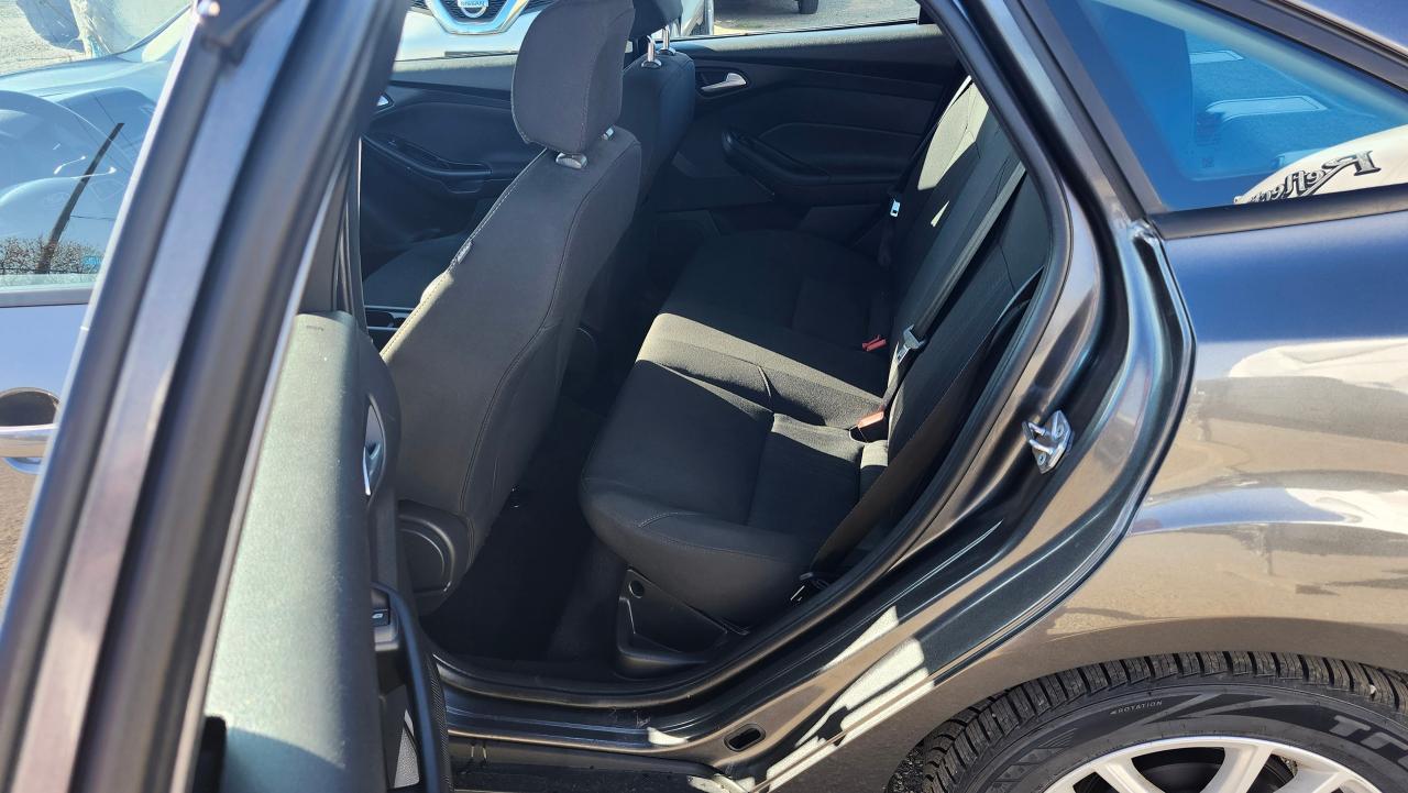 2017 Ford Focus SE, Auto, Htd Seats/Steering, BU Cam, BT - Photo #8