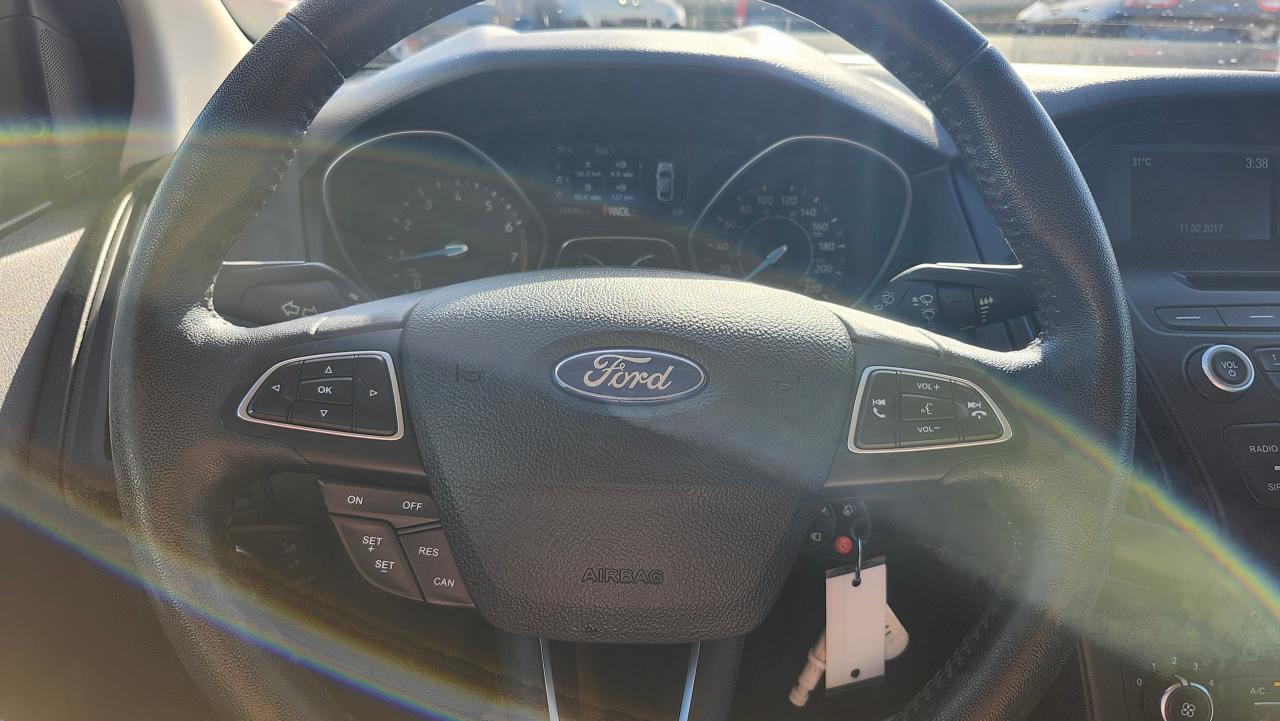 2017 Ford Focus SE, Auto, Htd Seats/Steering, BU Cam, BT - Photo #11