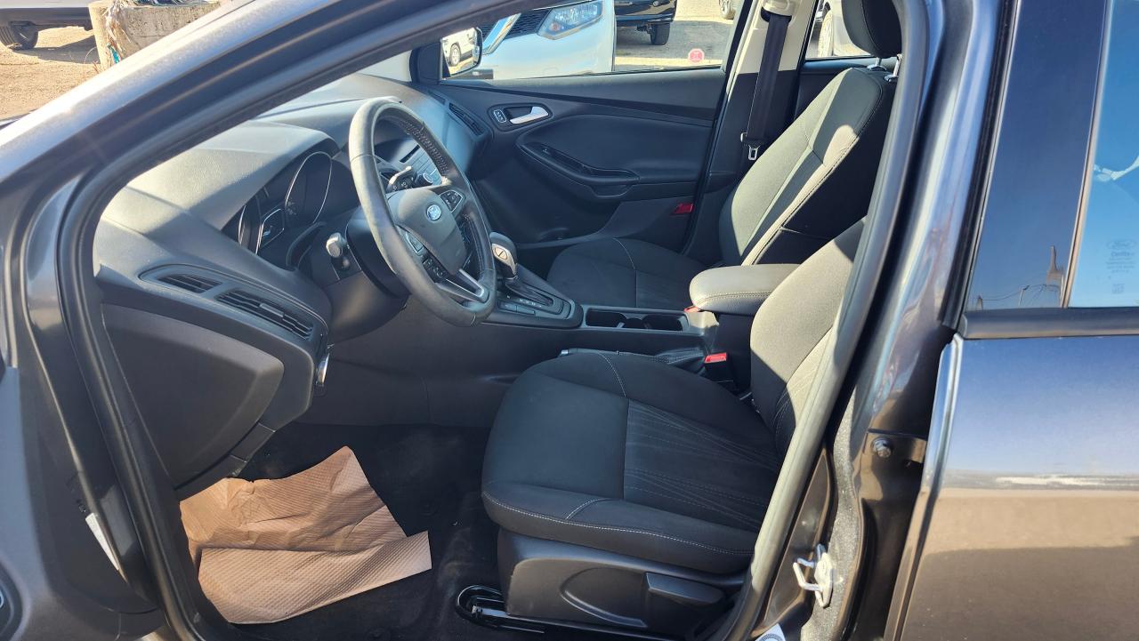 2017 Ford Focus SE, Auto, Htd Seats/Steering, BU Cam, BT - Photo #9
