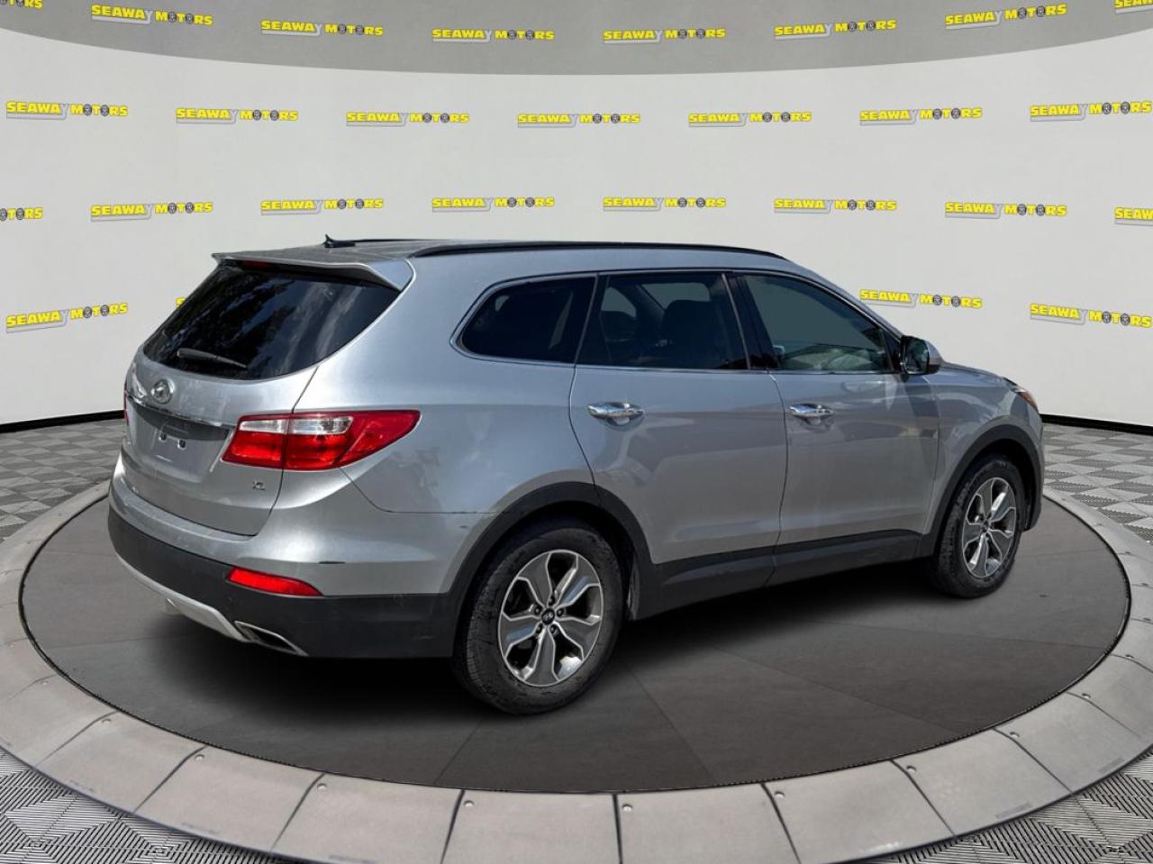 2015 Hyundai Santa Fe XL - Photo #3
