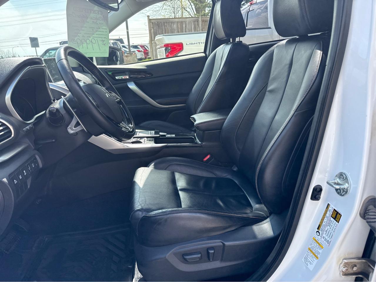 2019 Mitsubishi Eclipse Cross LE - Photo #9