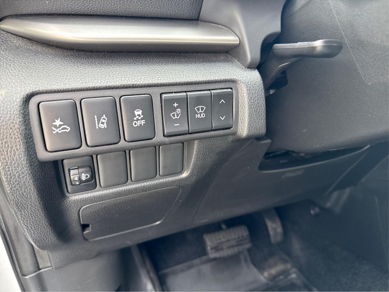 2019 Mitsubishi Eclipse Cross LE - Photo #17