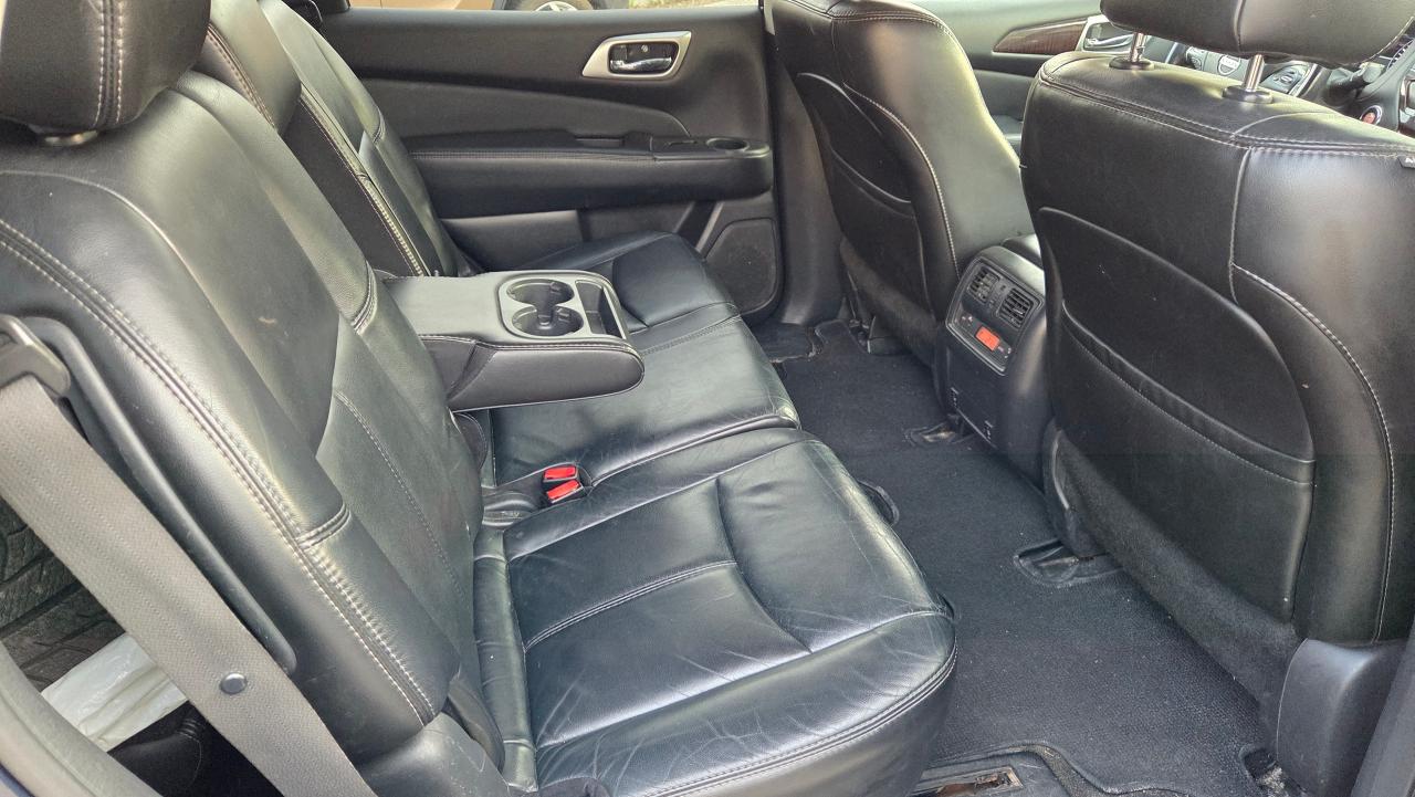 2014 Nissan Pathfinder SL - Photo #10