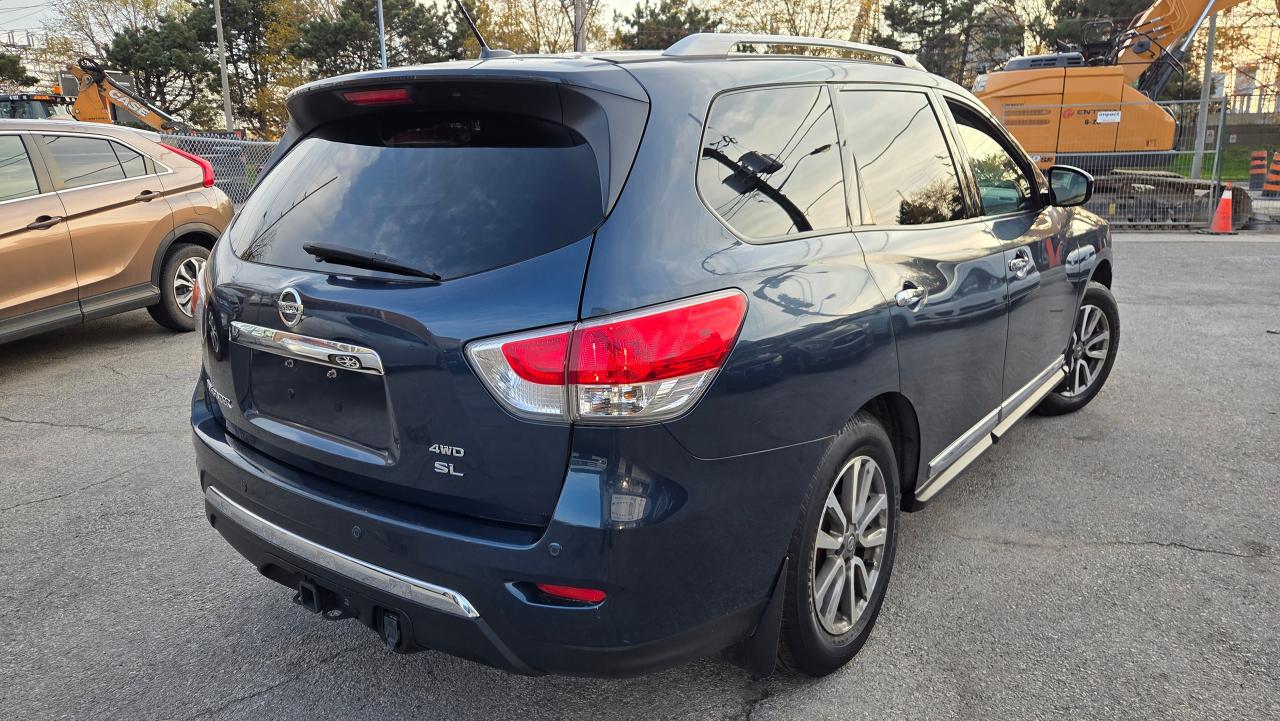 2014 Nissan Pathfinder SL - Photo #4