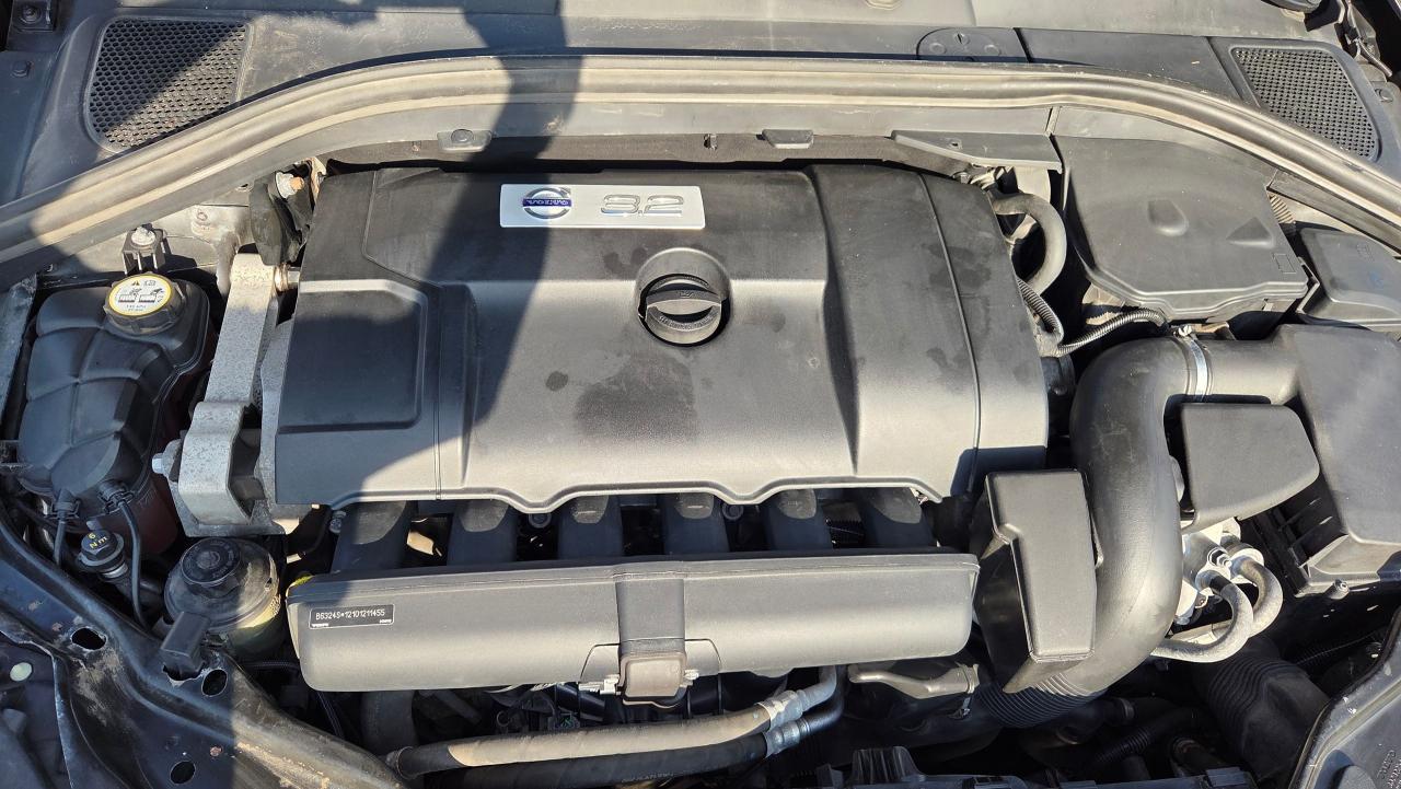 2013 Volvo XC60 T5 3.2L - Photo #21
