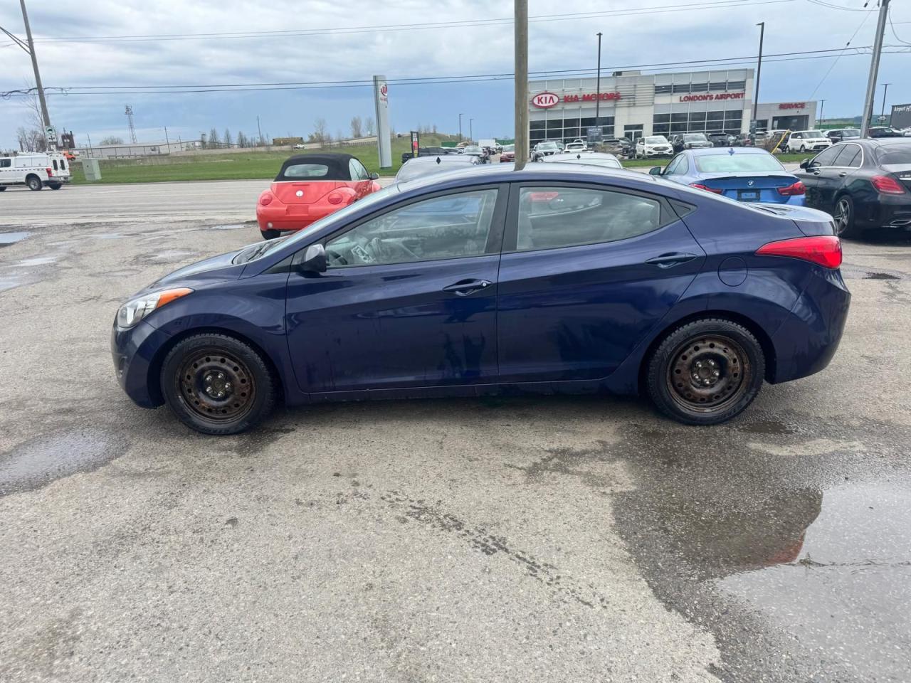 2013 Hyundai Elantra L, MANUAL, 2 SETS OF WHEELS, CERTIFIED - Photo #2