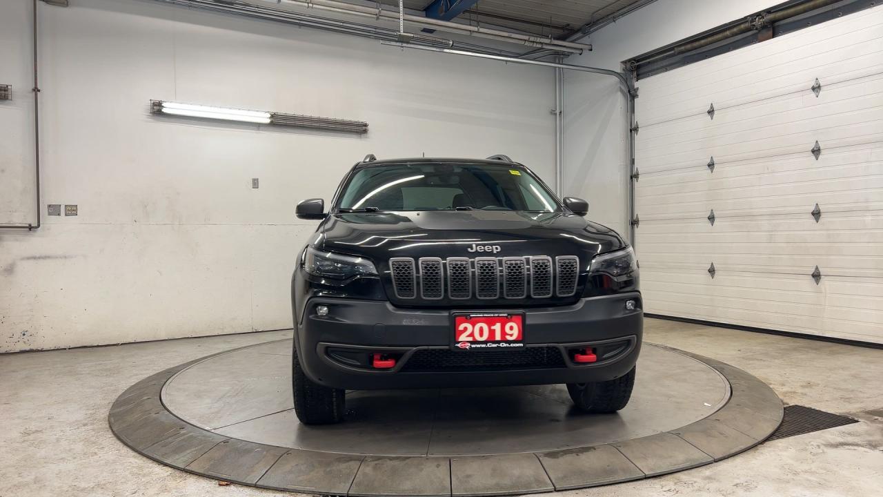 2019 Jeep Cherokee TRAILHAWK 4X4|270HP TURBO|HTD SEATS|NAV|CARPLAY Photo2