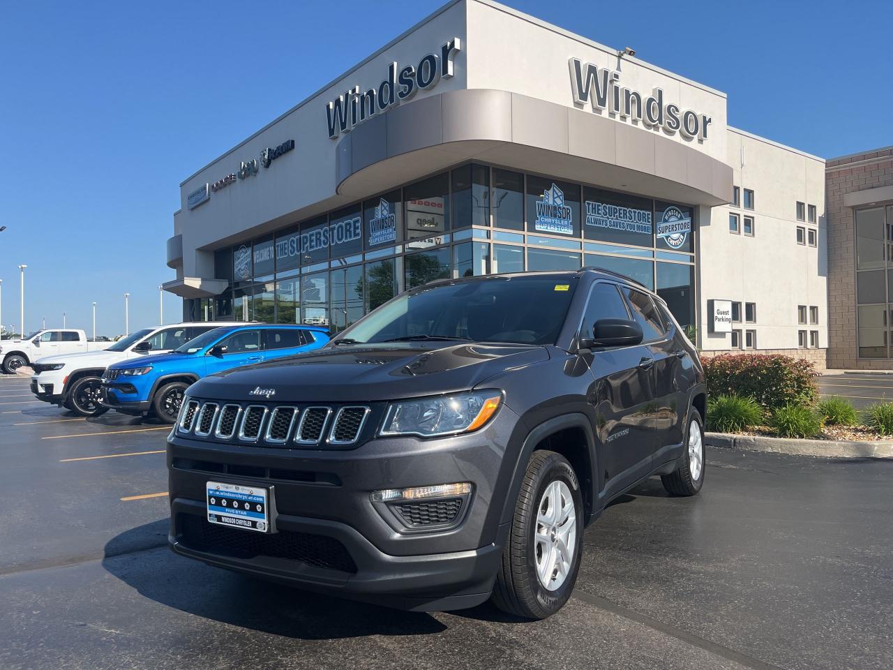 Used 2020 Jeep Compass SPORT STYLE GRP / BLUETOOTH / BACKUP CAM / CARPLAY for sale in Windsor, ON