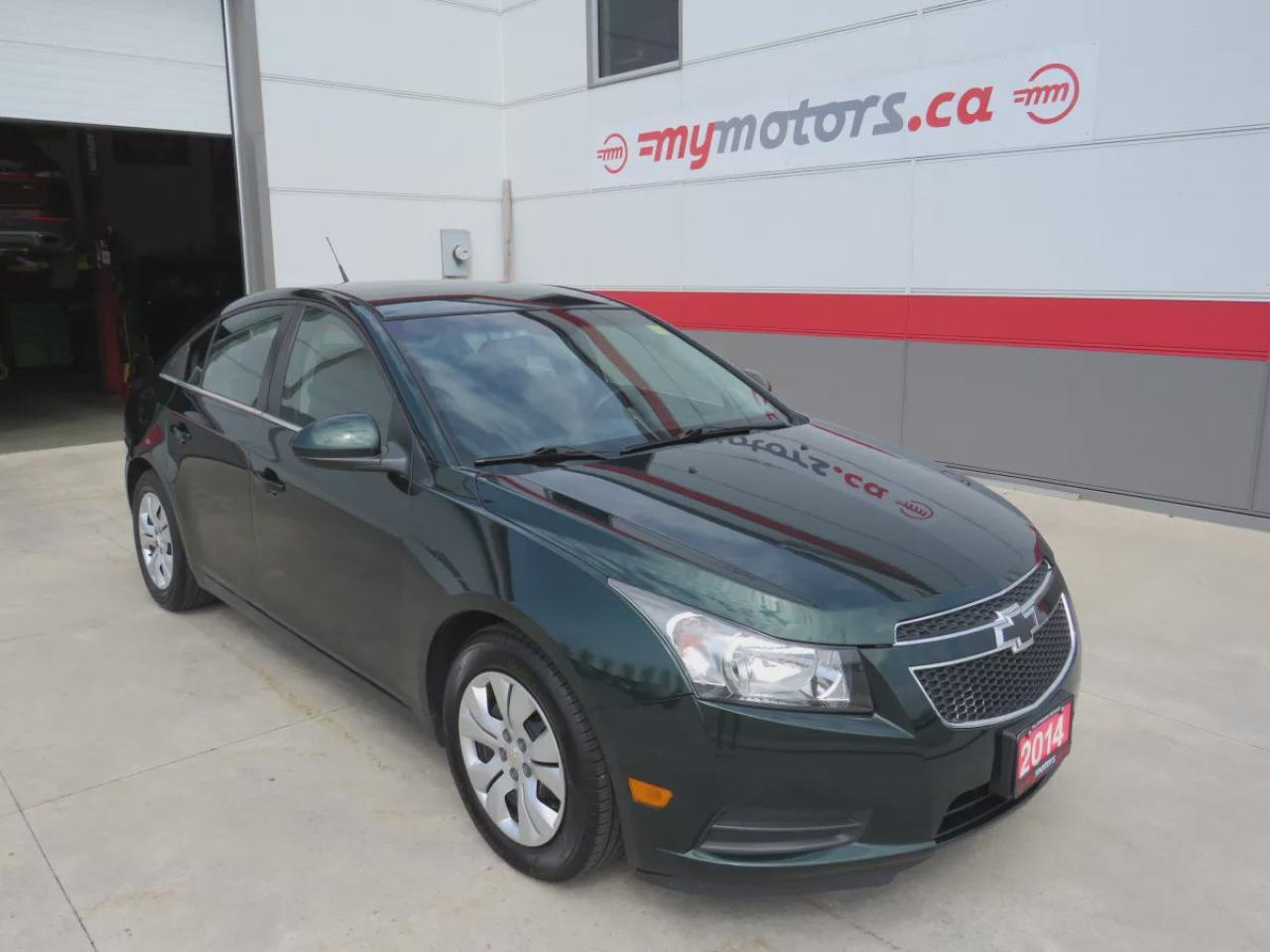 Used 2014 Chevrolet Cruze 1LT (**LOW KM!!**SAFETY/CERTIFIED**REMOTE START**LEATHER WRAPPED STEERING WHEEL**REVERSE CAMERA**CRUISE CONTROL**BLUETOOTH**DIGITAL TOUCHSCREEN**) for sale in Tillsonburg, ON