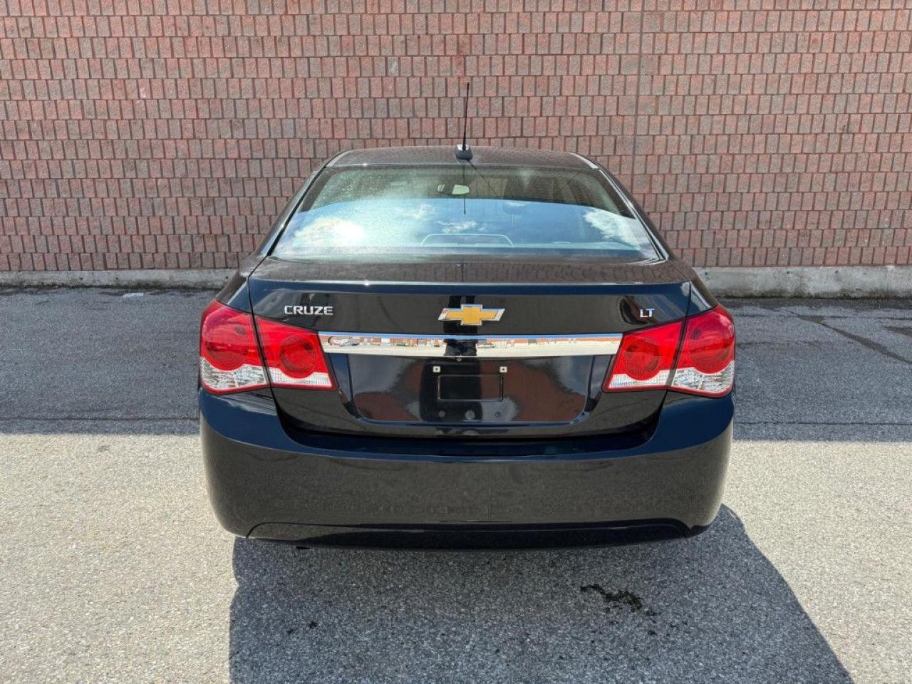 2015 Chevrolet Cruze LT | ONE-OWNER | CLEAN CARFAX | BACK-UP CAM | REMOTE STARTER | BLUETOOTH | - Photo #5