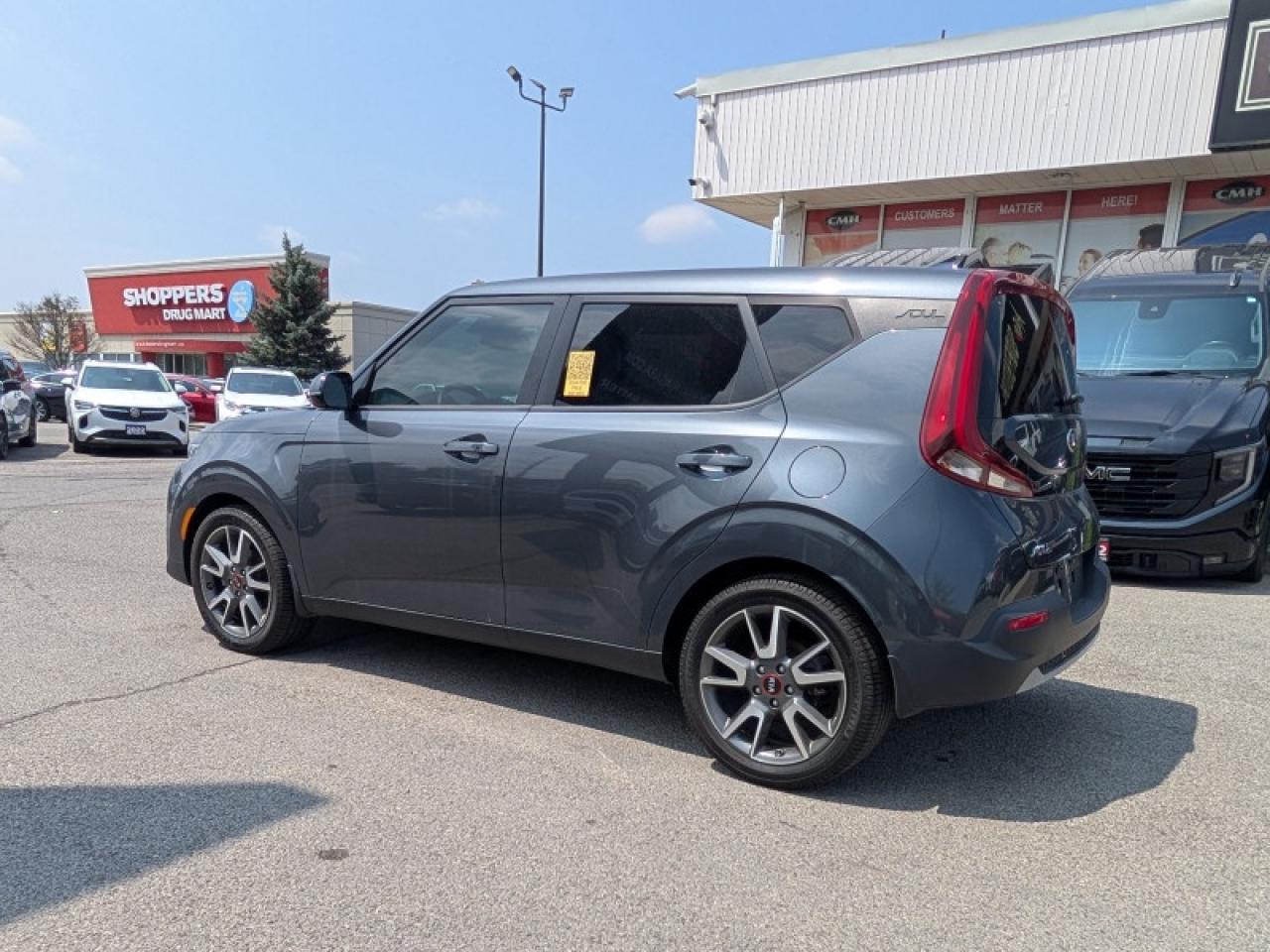 2021 Kia Soul EX Premium  **LOW KMS - SUNROOF** Photo2