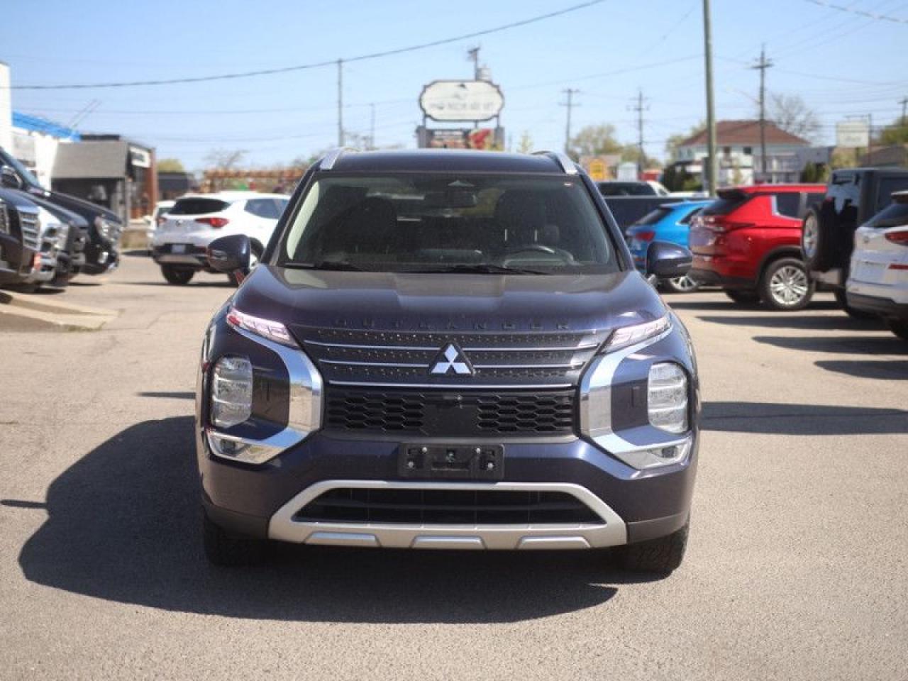 2023 Mitsubishi Outlander Phev SEL  **HYBRID - 7 PASS** Photo4
