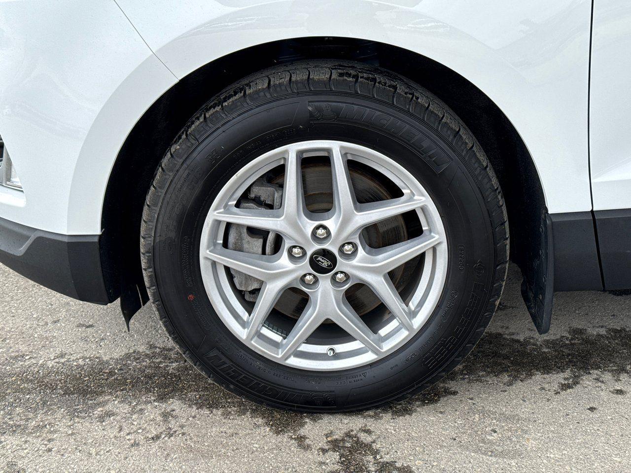 2024 Ford Edge SEL - Photo #10