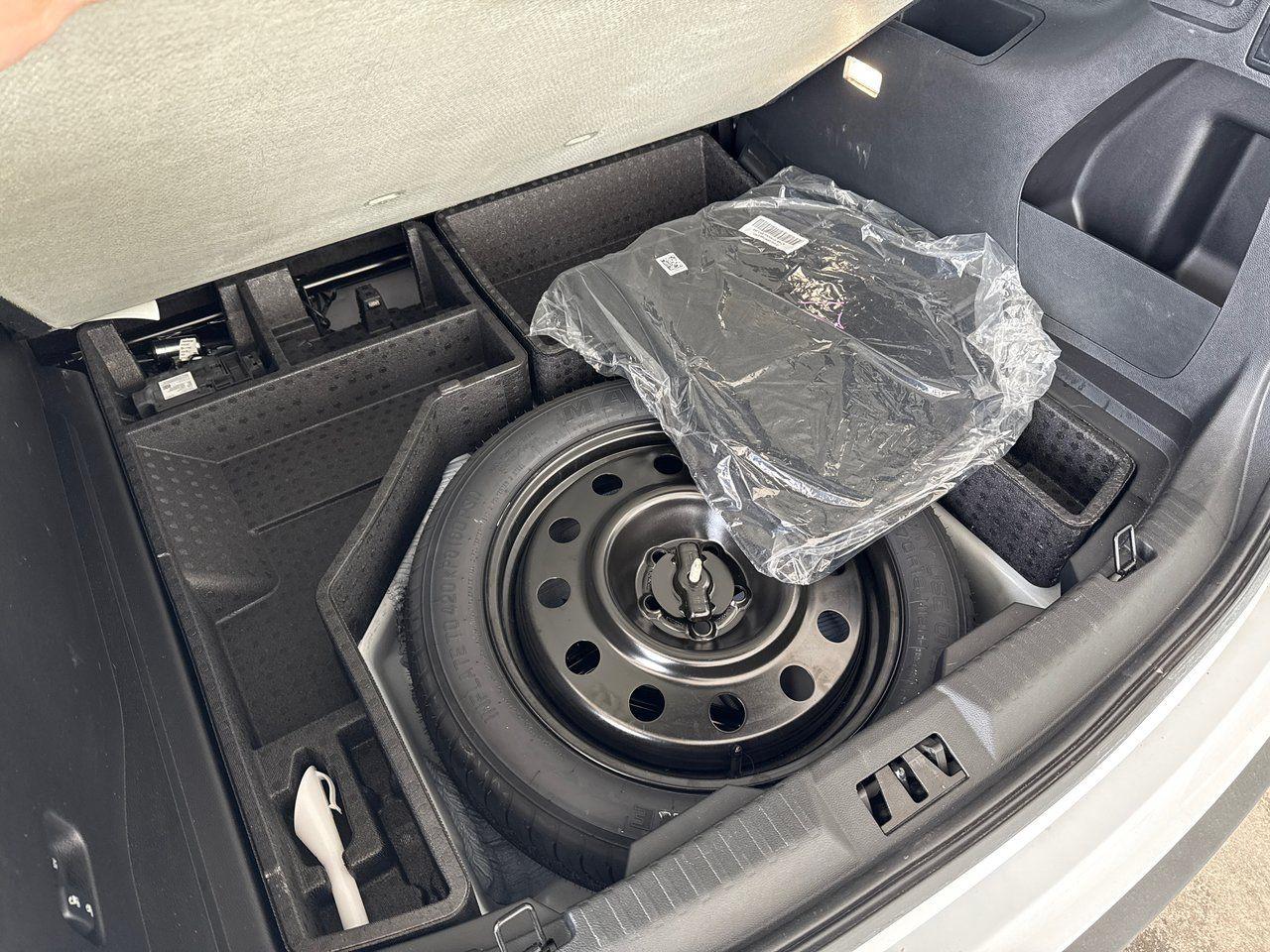 2024 Ford Edge SEL - Photo #27