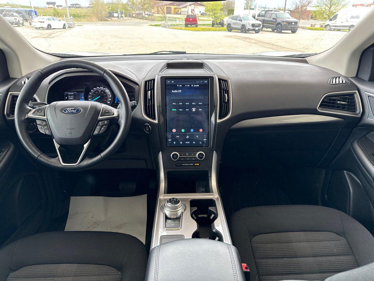 2024 Ford Edge SEL - Photo #33