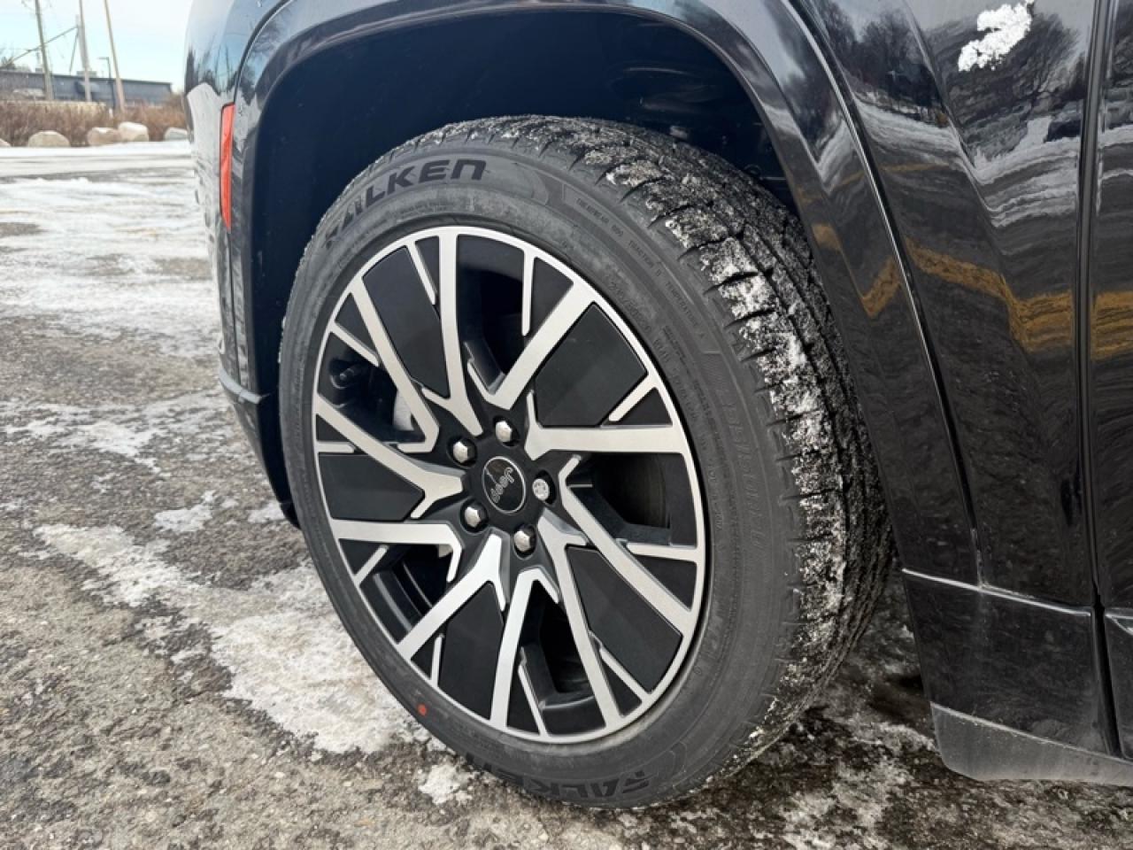 2025 Jeep Wagoneer S Limited  - Sunroof -  Navigation Photo
